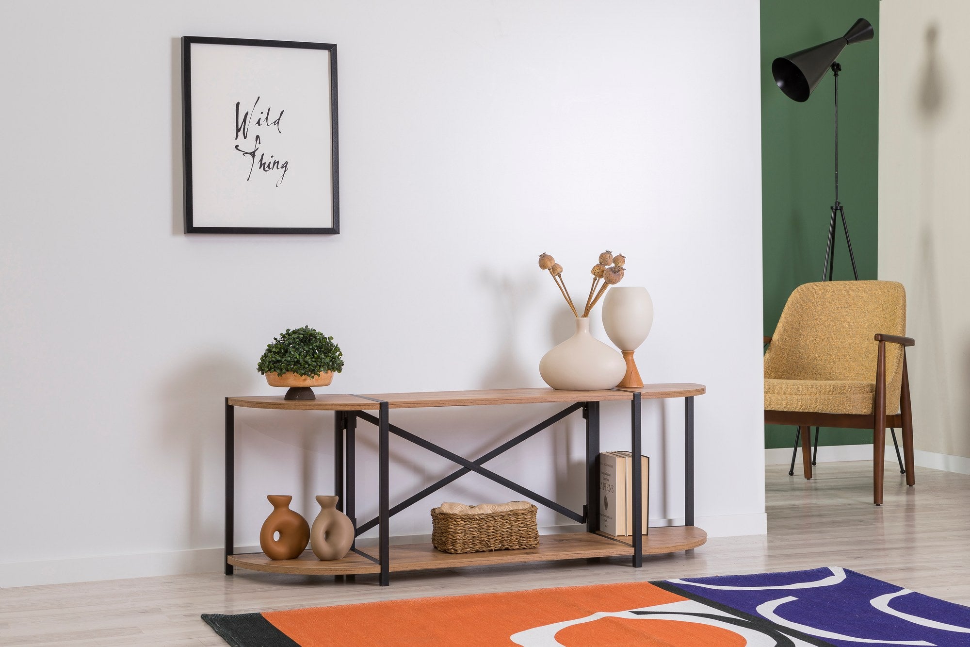 Móvel de TV – 138 x 47 x 35 cm – Pinho Atlântico e Preto – Metal e painel de partículas