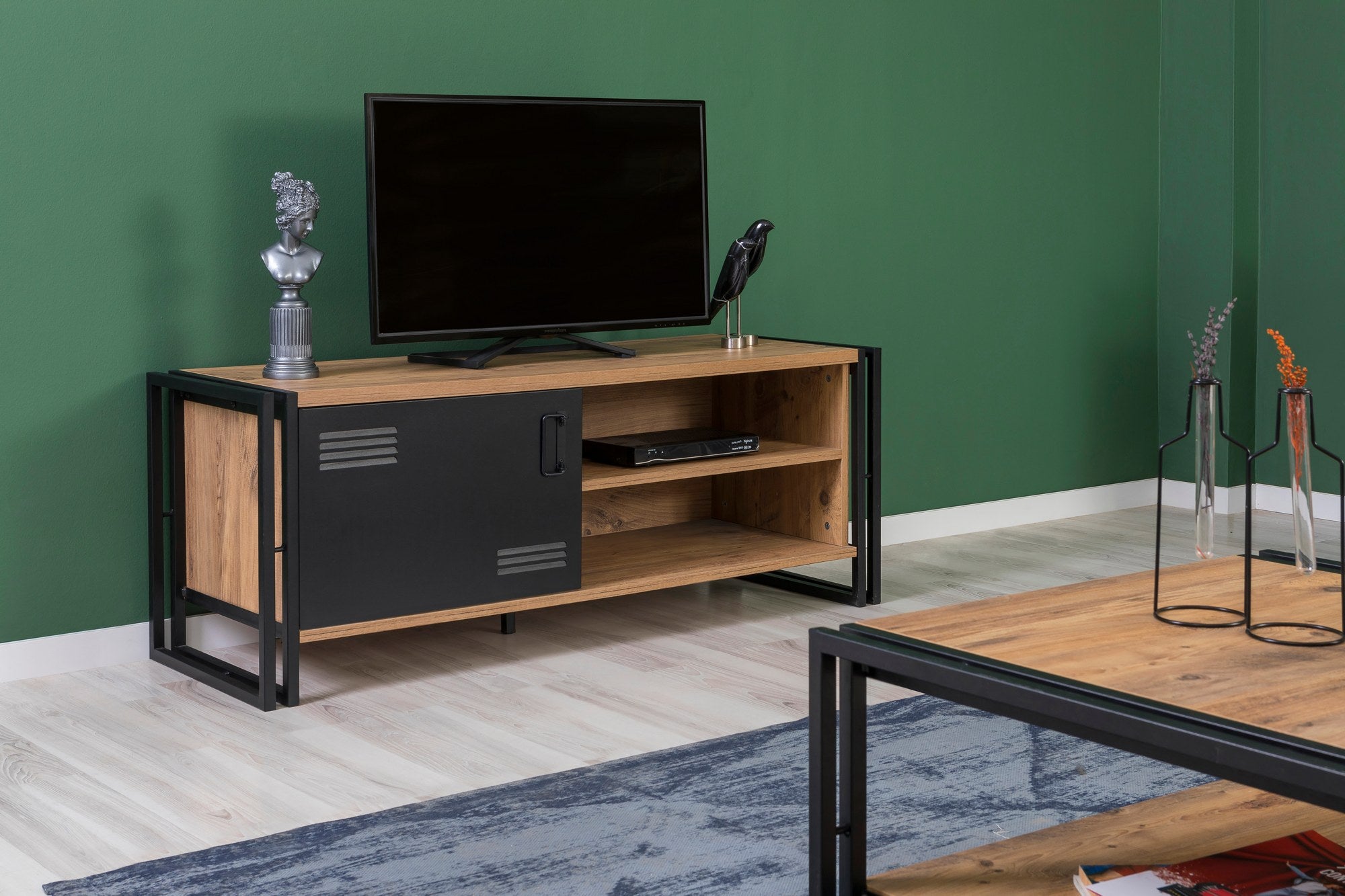 Conjunto de móveis elegantes para sala de estar, pinho atlântico e preto, aglomerado 100% revestido em melamina, pés de metal | Móvel de TV 130x50x45 cm, Mesa de centro 70x40x70 cm | Design moderno e durável