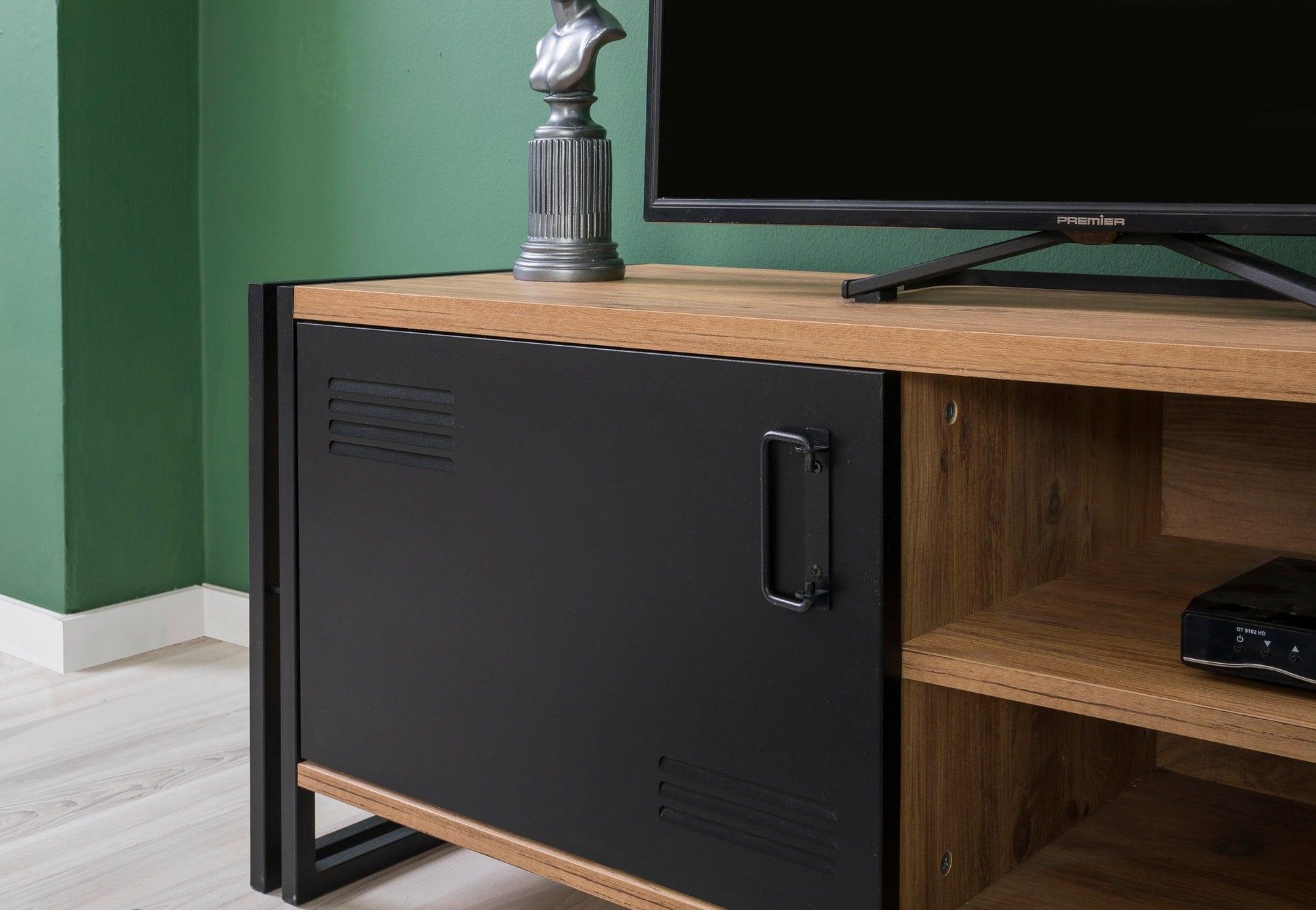 863SPH5515Tribo Home