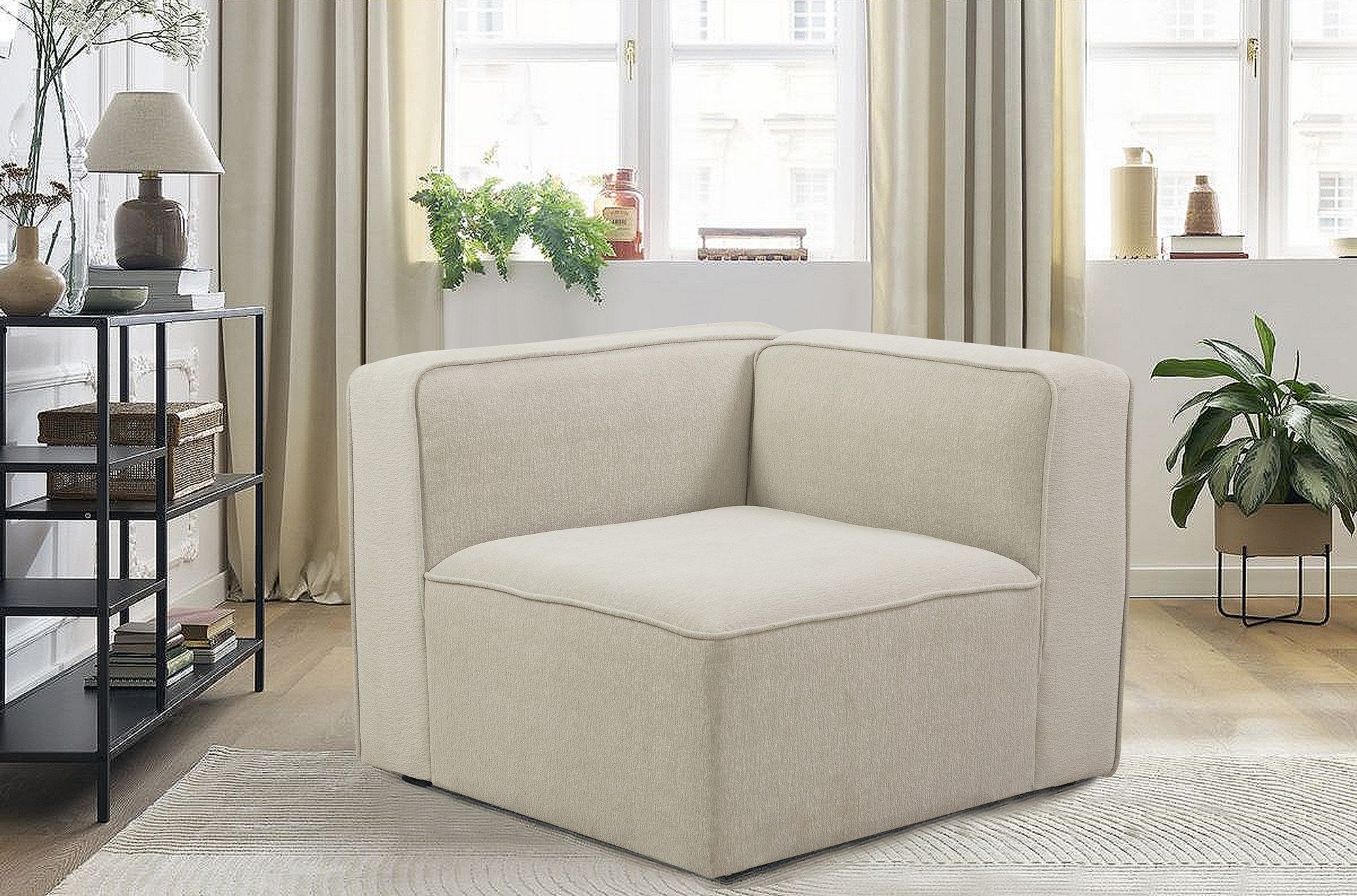 Sofá elegante de 1 lugar, cor creme, 90 x 69 x 90 cm | Tecido de textura macia, estrutura de faia e abeto, almofada de espuma 30 DNS | Perfeito para espaços aconchegantes