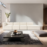Sofá de canto elegante em tom creme, 350 cm | Tecido com textura macia, estrutura em faia e abeto, 30 almofadas de espuma DNS | Perfeito para salas de estar modernas e para relaxar