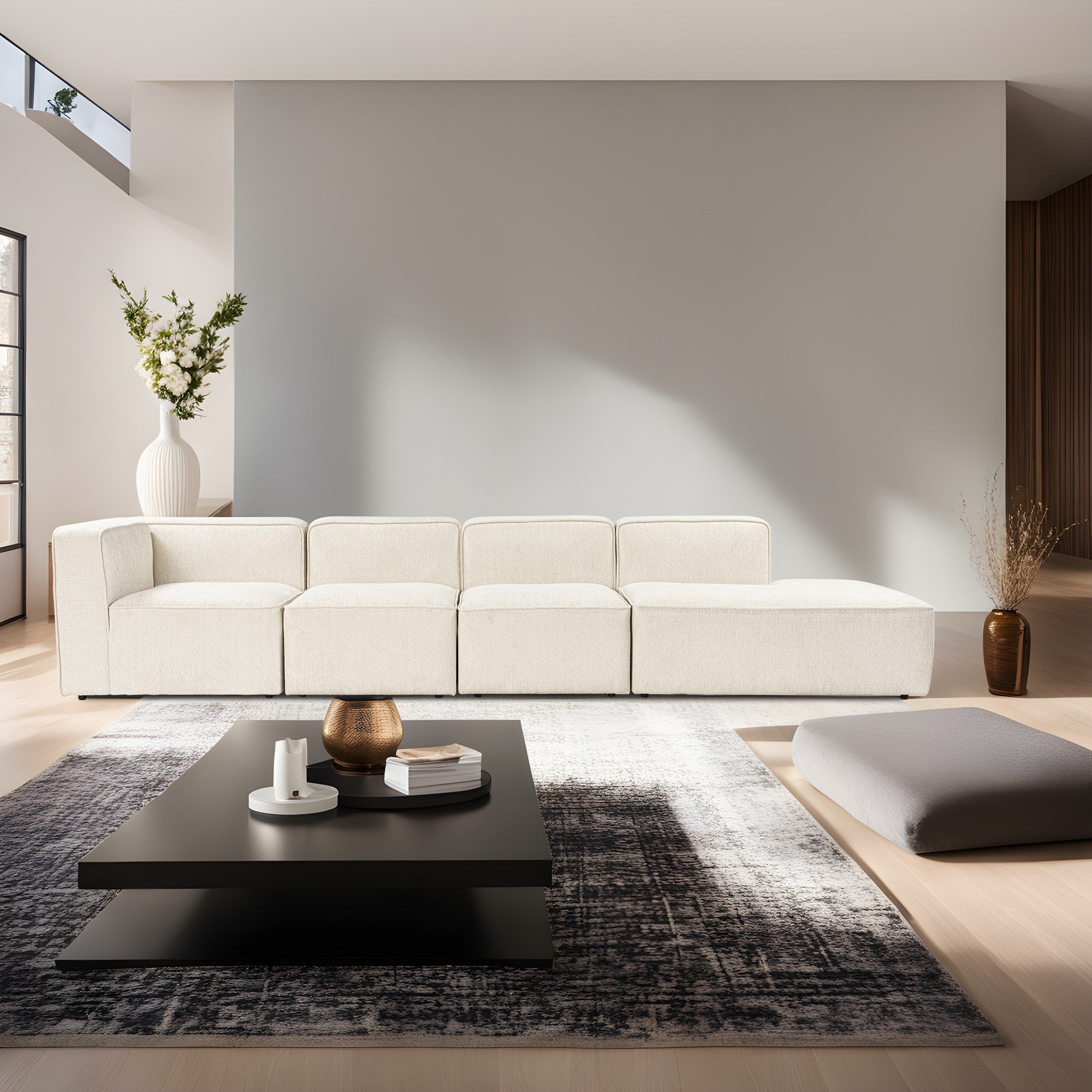 Sofá de canto elegante em tom creme, 350 cm | Tecido com textura macia, estrutura em faia e abeto, 30 almofadas de espuma DNS | Perfeito para salas de estar modernas e para relaxar