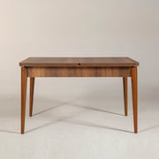 Mesa de Jantar Extensível, Nogueira, 130-165 cm | Painel de Partículas 100% Revestido com Melamina, 18 mm | Pés de Carpa, Design Rústico Moderno para Espaços de Jantar Versáteis