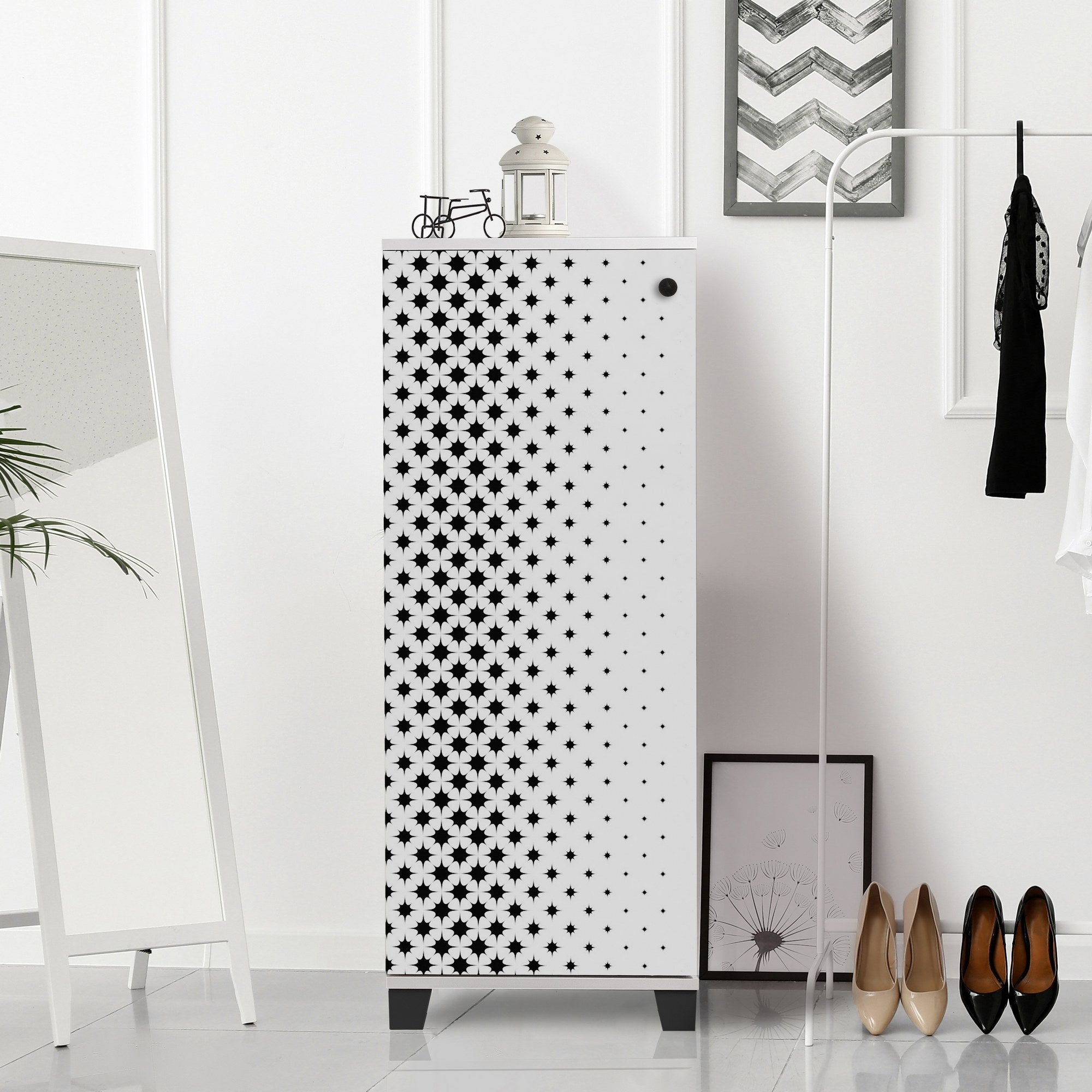 Sapateira moderna, branca e preta, 50 cm x 127 cm x 38 cm | 100% revestida em melamina, 18 mm de espessura, montável na parede, design geométrico elegante, amplo espaço de armazenamento