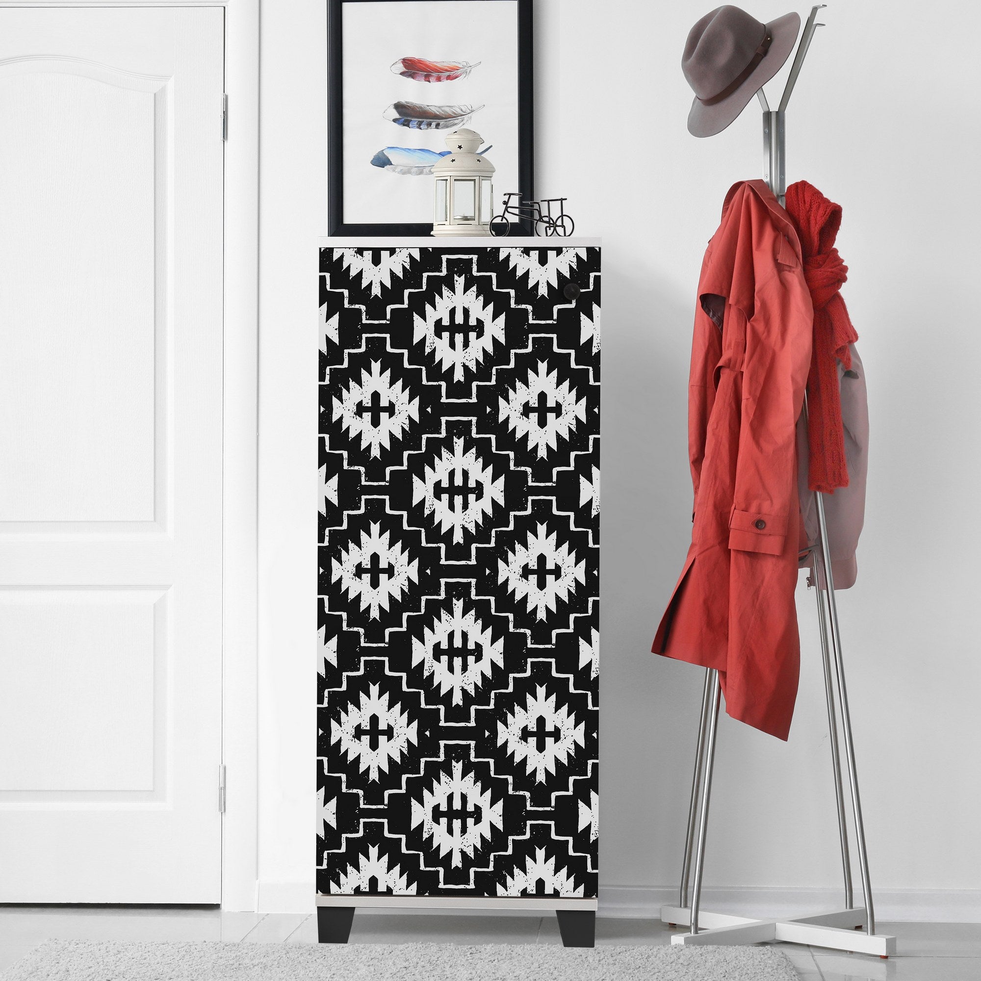 Sapateira tradicional, branca e preta, 50 cm x 127 cm x 38 cm | 100% revestida em melamina, 18 mm de espessura, montável na parede, várias prateleiras, design elegante