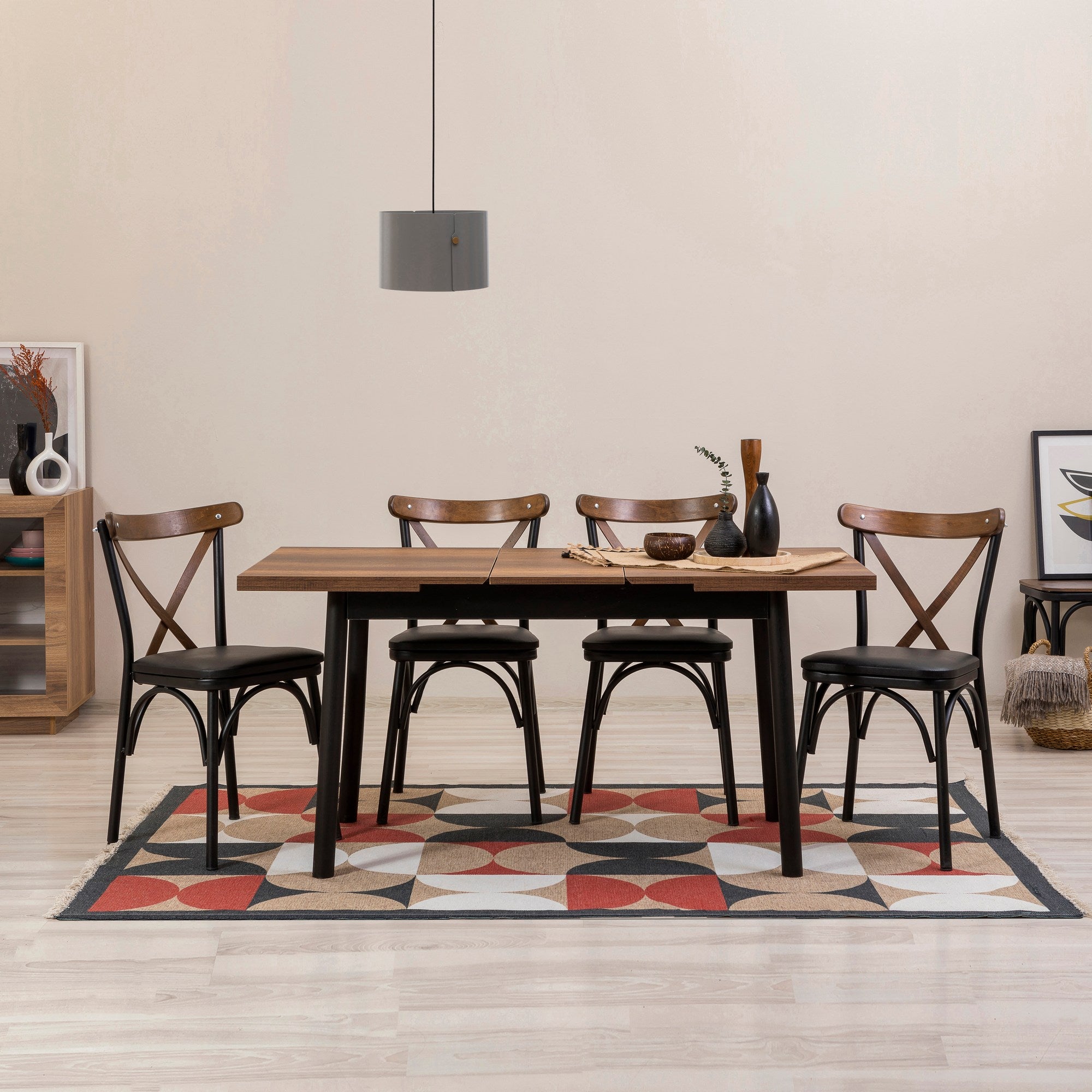 Conjunto de mesa de jantar extensível e cadeiras (5 peças), preto, 120-153 x 75 x 77 cm | 100% revestido em melamina, tecido couro sintético, pernas de madeira de faia | Elegante e funcional para espaços de jantar modernos