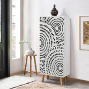 Elegante sapateira branca, 50 cm L x 135 cm A x 38 cm P | 100% aglomerado revestido em melamina, pés e puxadores de madeira maciça | Solução de armazenamento elegante para qualquer entrada