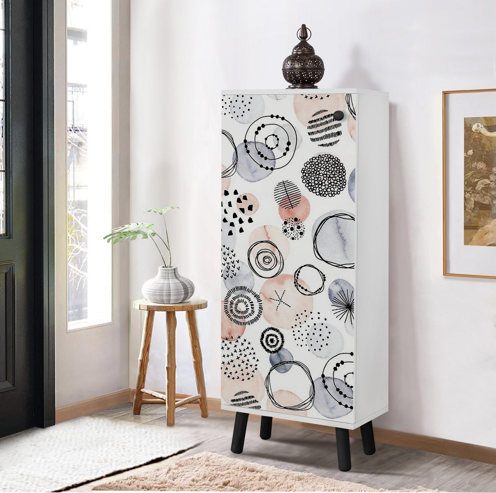 Sapateira estilosa, branca e preta, 50 x 135 x 38 cm | Aglomerado 100% revestido em melamina, pés e puxadores de madeira maciça | Revestimento UV durável, amplo espaço de armazenamento