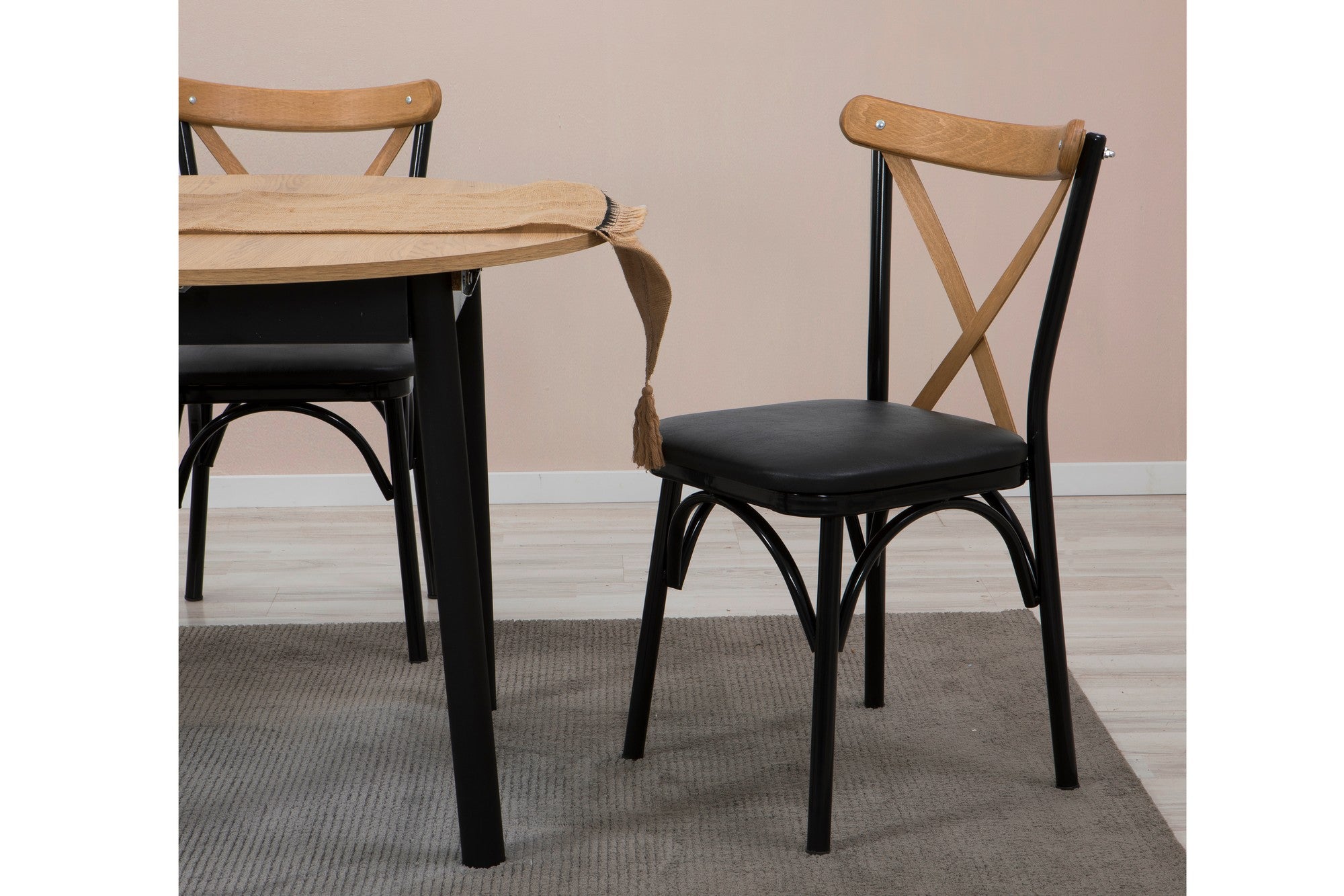 Conjunto de mesa de jantar extensível e cadeiras (5 peças), carvalho e preto, 100 cm - 139 cm | 100% revestido em melamina, pernas de madeira de faia | Elegante e funcional para refeições modernas