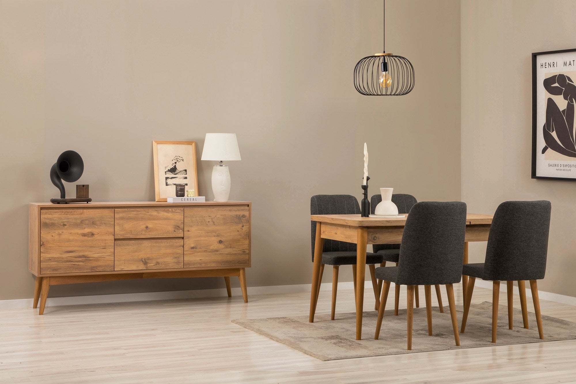 Conjunto de mesa de jantar extensível, cadeiras e Aparador (6 peças)-Vina-Pinheiro Atlântico
Antracite