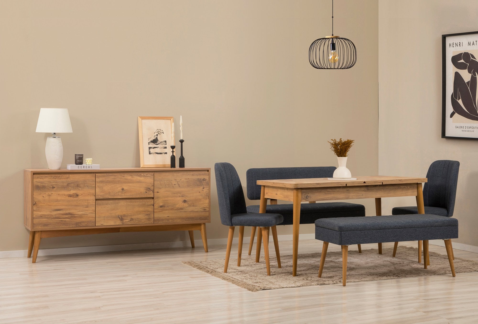 Conjunto de mesa de jantar extensível, cadeiras e Aparador (6 peças)-Vina-Pinheiro Atlântico
Azul Escuro
