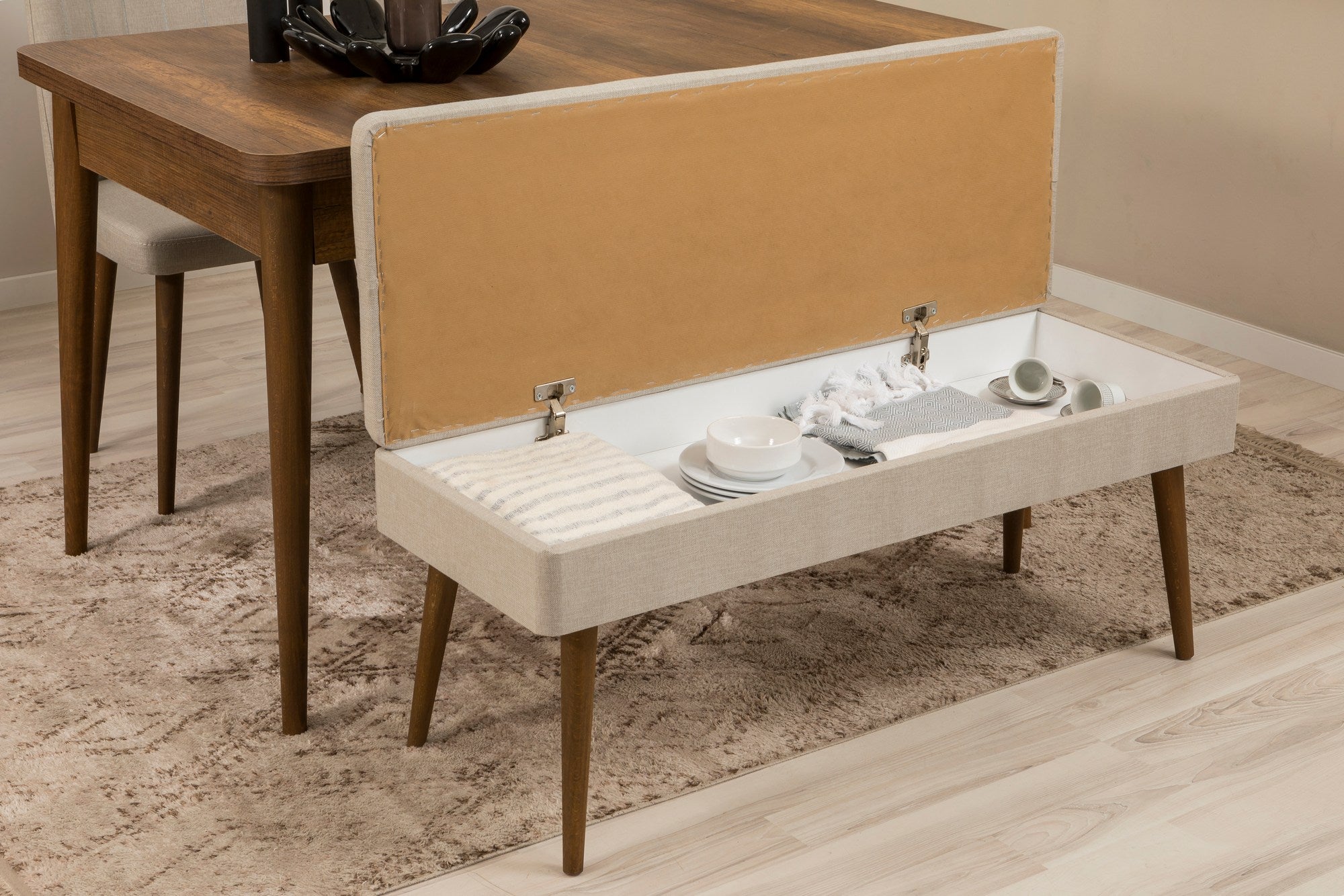Conjunto de mesa de jantar extensível, cadeiras e Aparador (6 peças)-Vina-Nozes
Creme