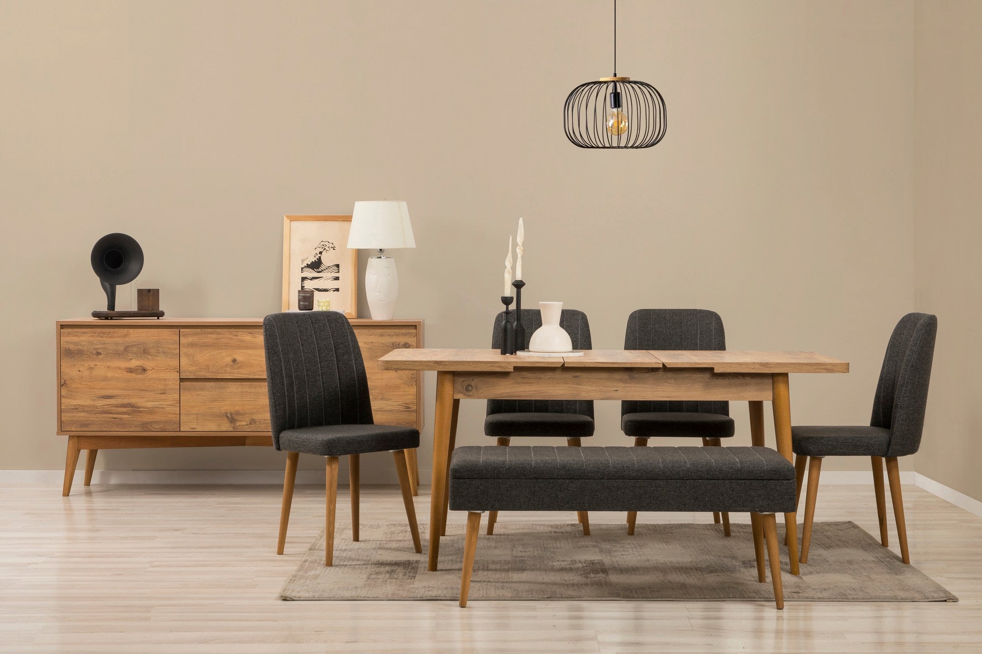 Conjunto de mesa de jantar extensível, cadeiras e Aparador (7 peças)-Vina-Pinheiro Atlântico
Antracite