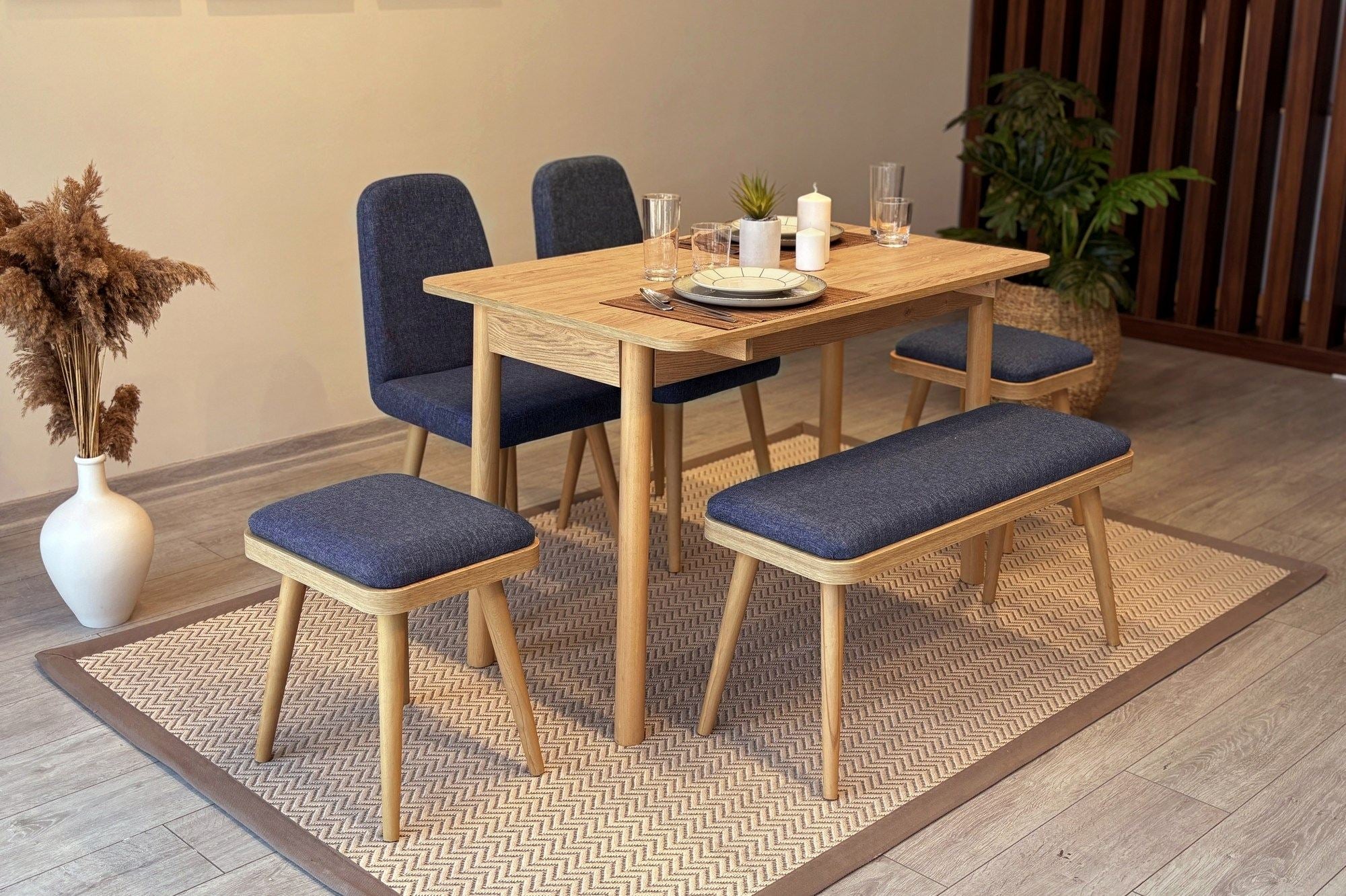 Conjunto de mesa de jantar extensível e cadeiras (6 peças)-Vina-Carvalho
Azul Escuro