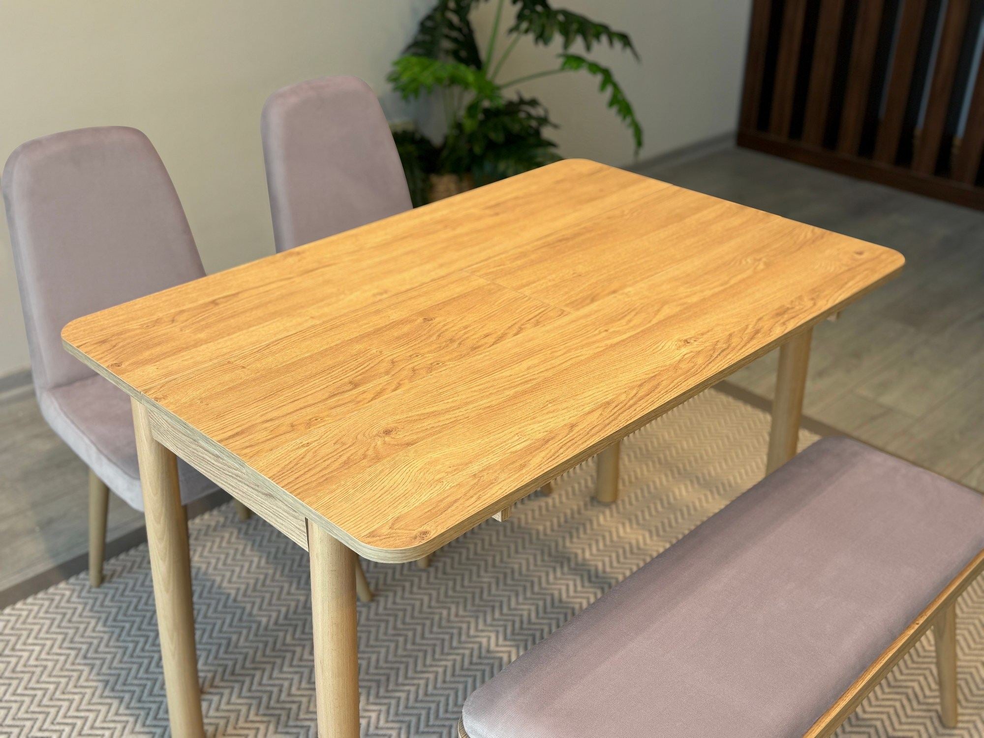 Conjunto de mesa de jantar extensível e cadeiras (4 peças)-Vina-Carvalho
Cinza Soho