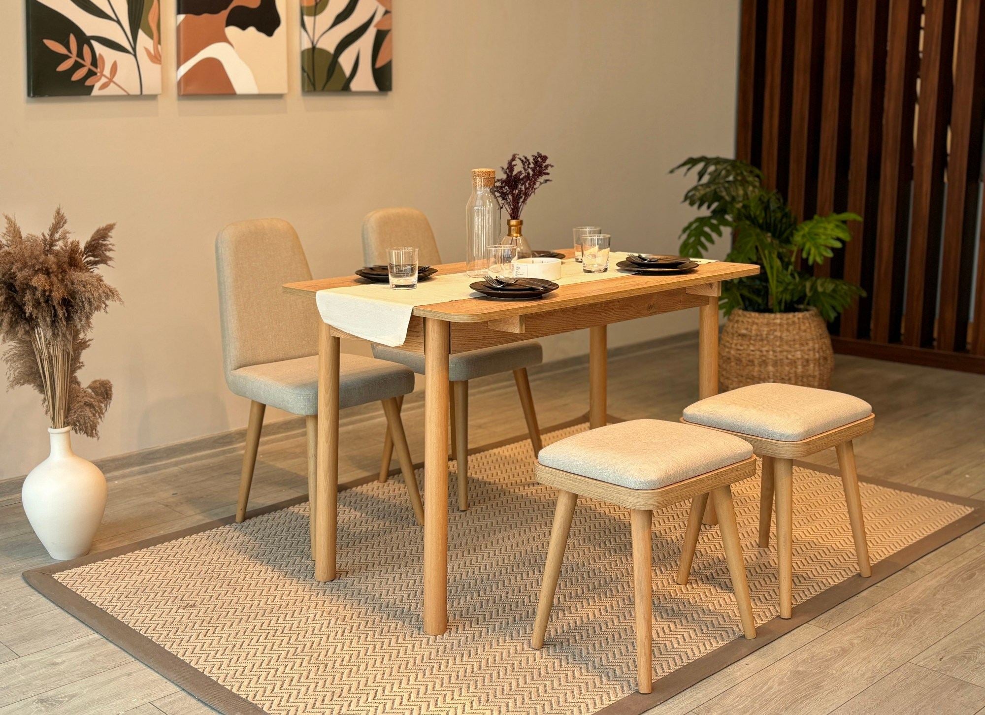 Conjunto de mesa de jantar extensível e cadeiras (5 peças)-Vina-Carvalho
Creme
