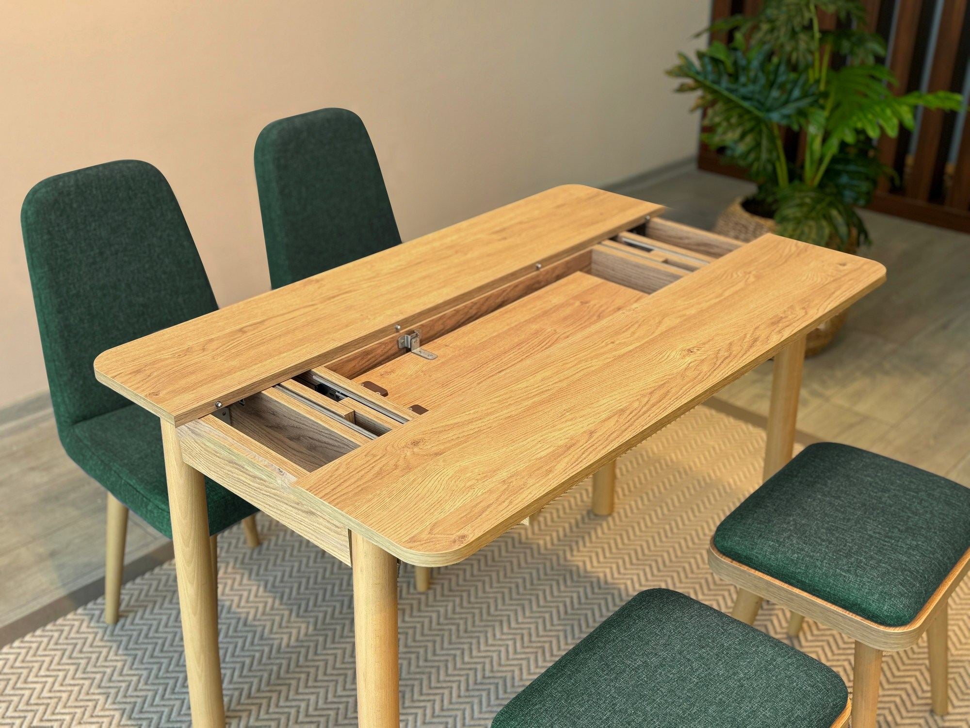Conjunto de mesa de jantar extensível e cadeiras (5 peças)-Vina-Carvalho
Verde