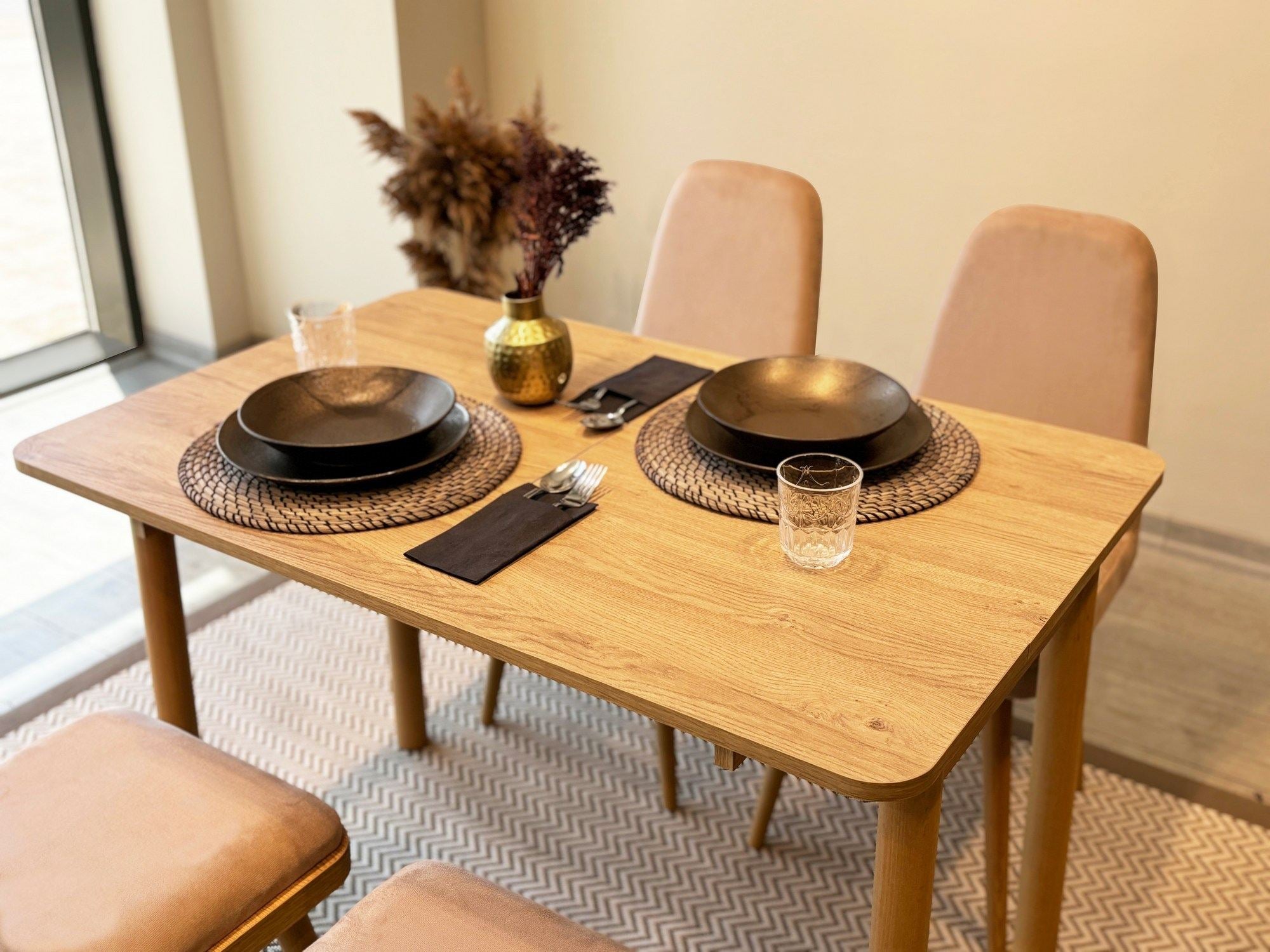 Conjunto de mesa de jantar extensível e cadeiras (5 peças)-Vina-Carvalho
Pedra