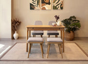 Conjunto de mesa de jantar extensível e cadeiras (5 peças)-Vina-Carvalho
Cinza Soho