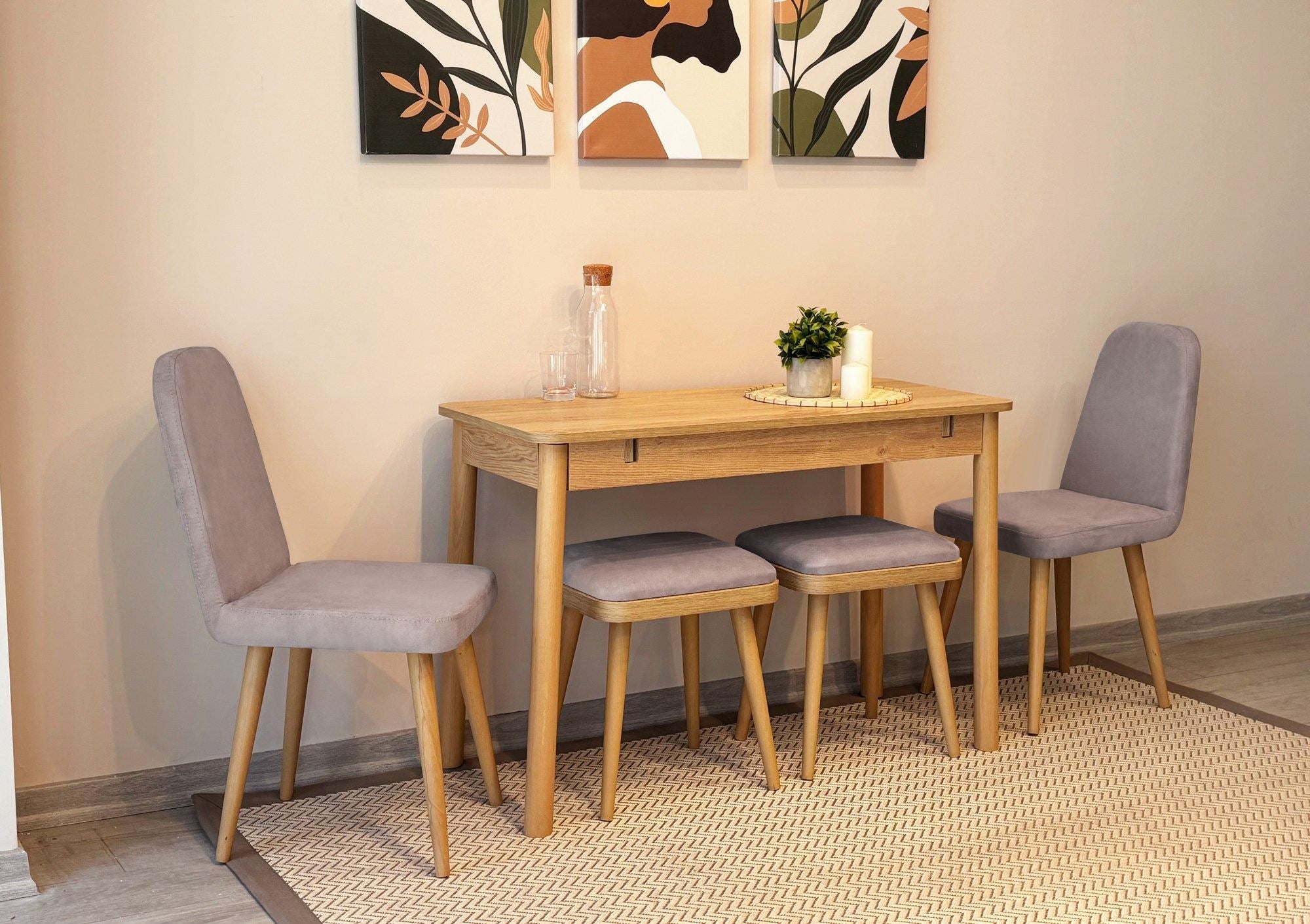 Conjunto de mesa de jantar extensível e cadeiras (5 peças)-Vina-Carvalho
Cinza Soho