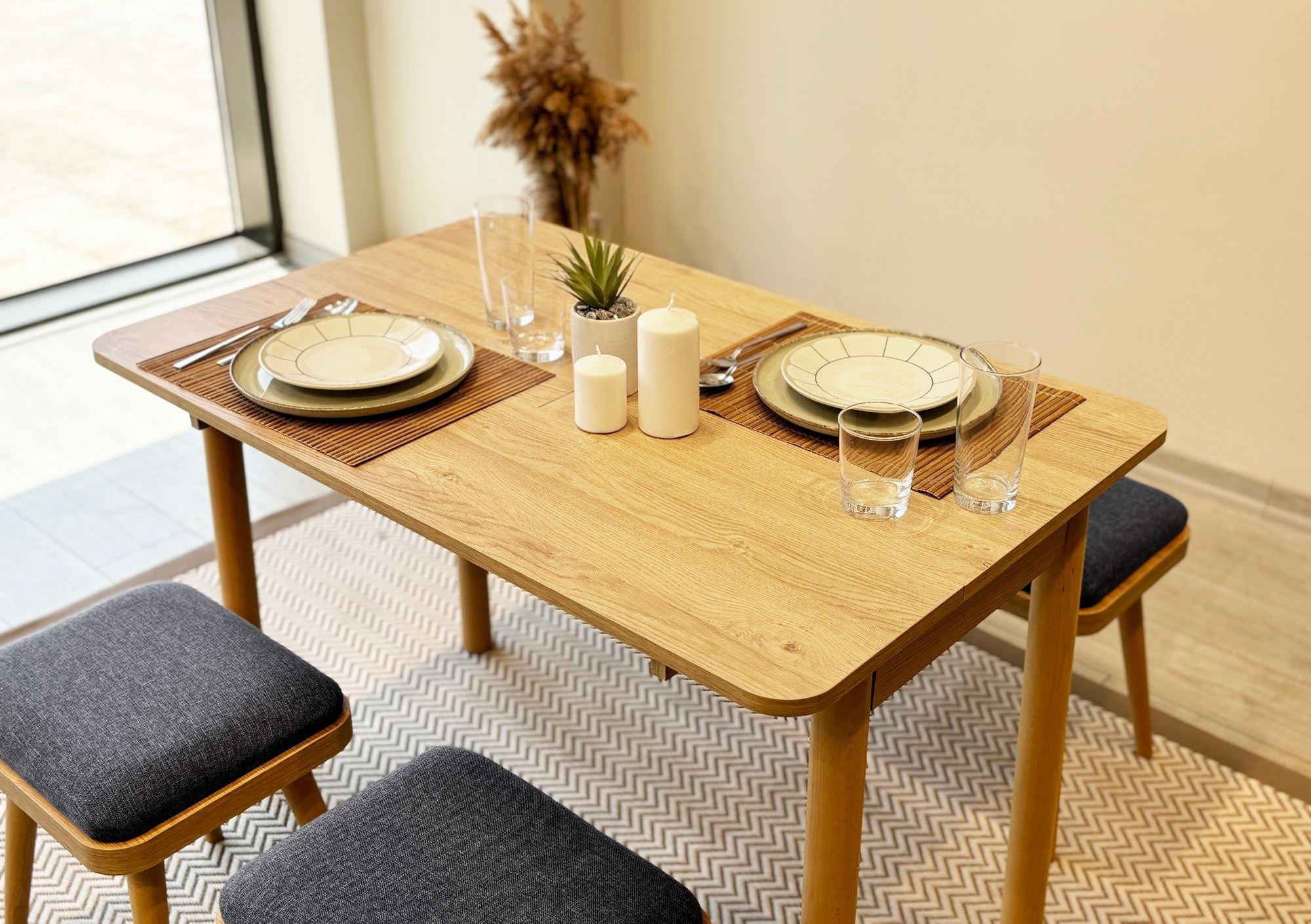 Conjunto de mesa de jantar extensível e cadeiras (6 peças)-Vina-Carvalho
Antracite