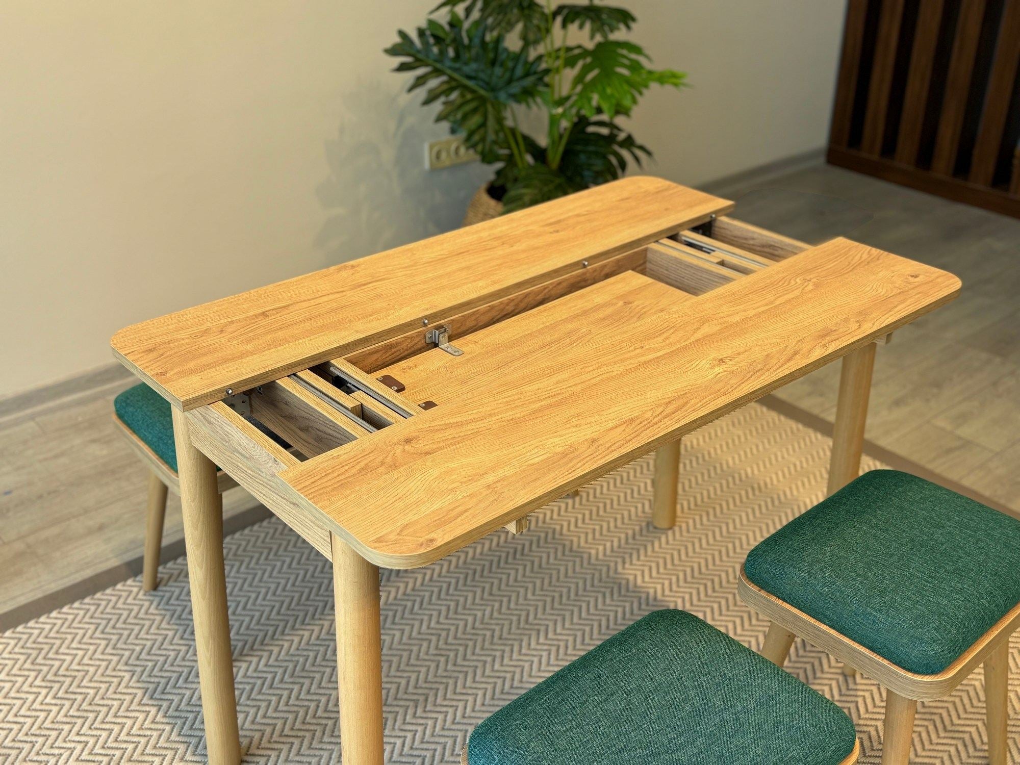 Conjunto de mesa de jantar extensível e cadeiras (6 peças)-Vina-Carvalho
Verde