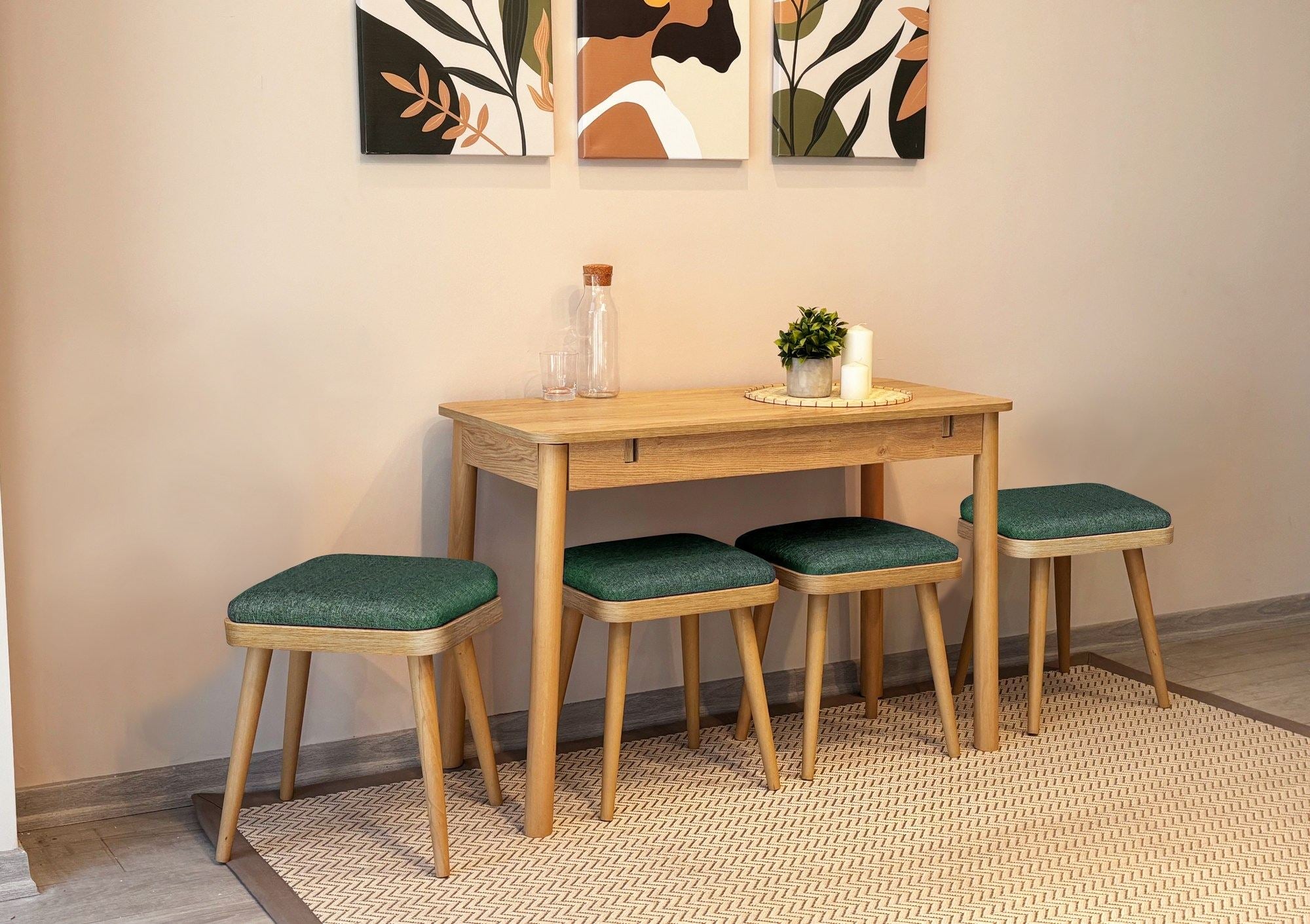 Conjunto de mesa de jantar extensível e cadeiras (5 peças)-Vina-Carvalho
Verde
