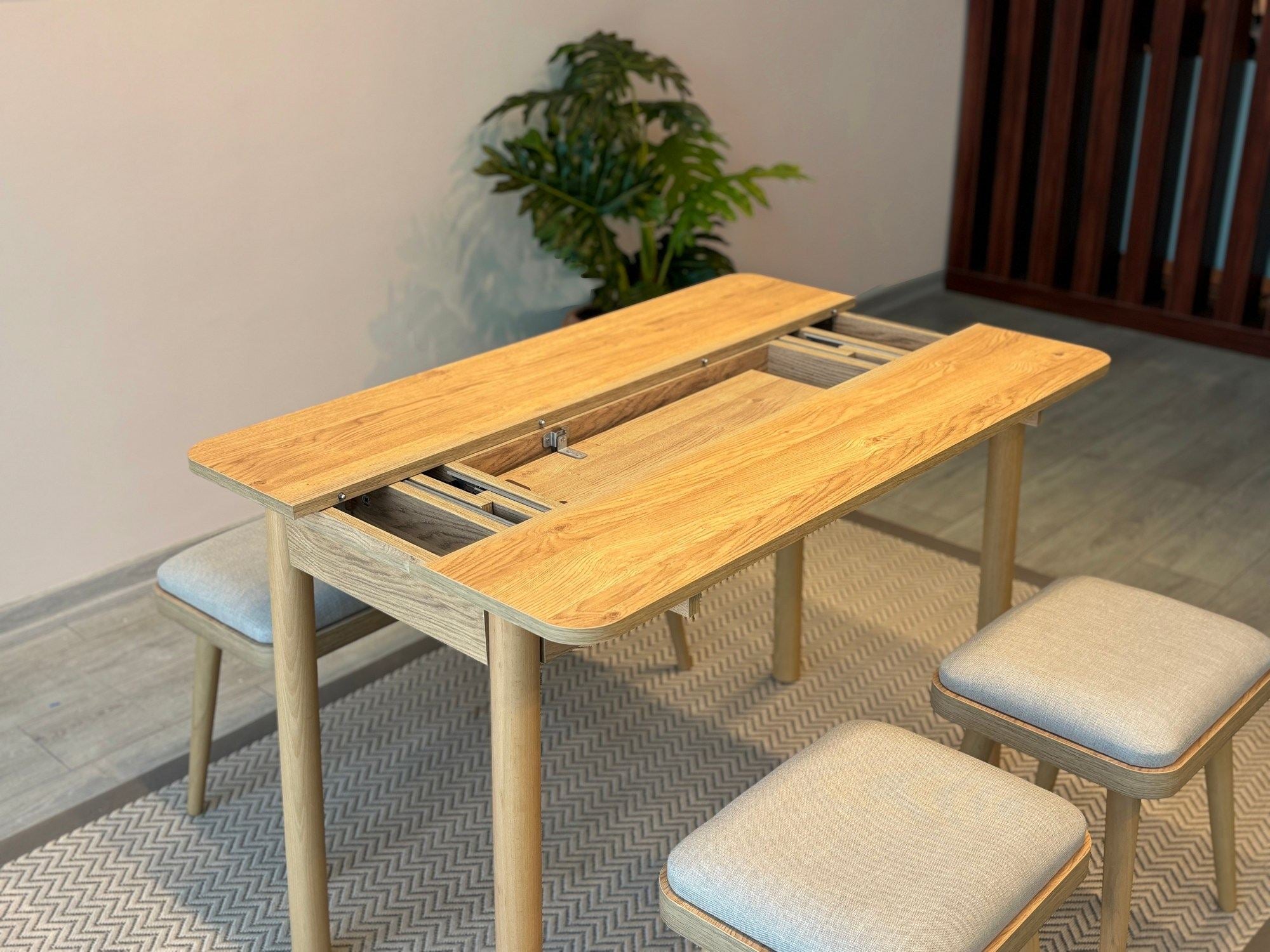 Conjunto de mesa de jantar extensível e cadeiras (4 peças)-Vina-Carvalho
Creme