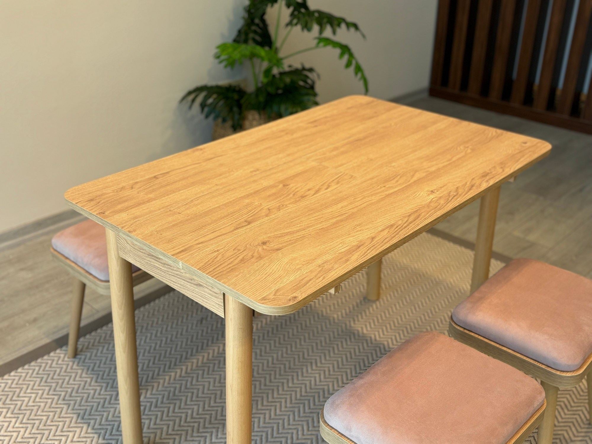 Conjunto de mesa de jantar extensível e cadeiras (4 peças)-Vina-Carvalho
Pedra
