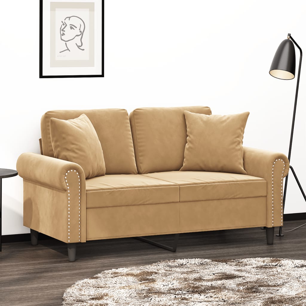 Sofá 2 lugares c/ almofadas decorativas 120 cm veludo castanho