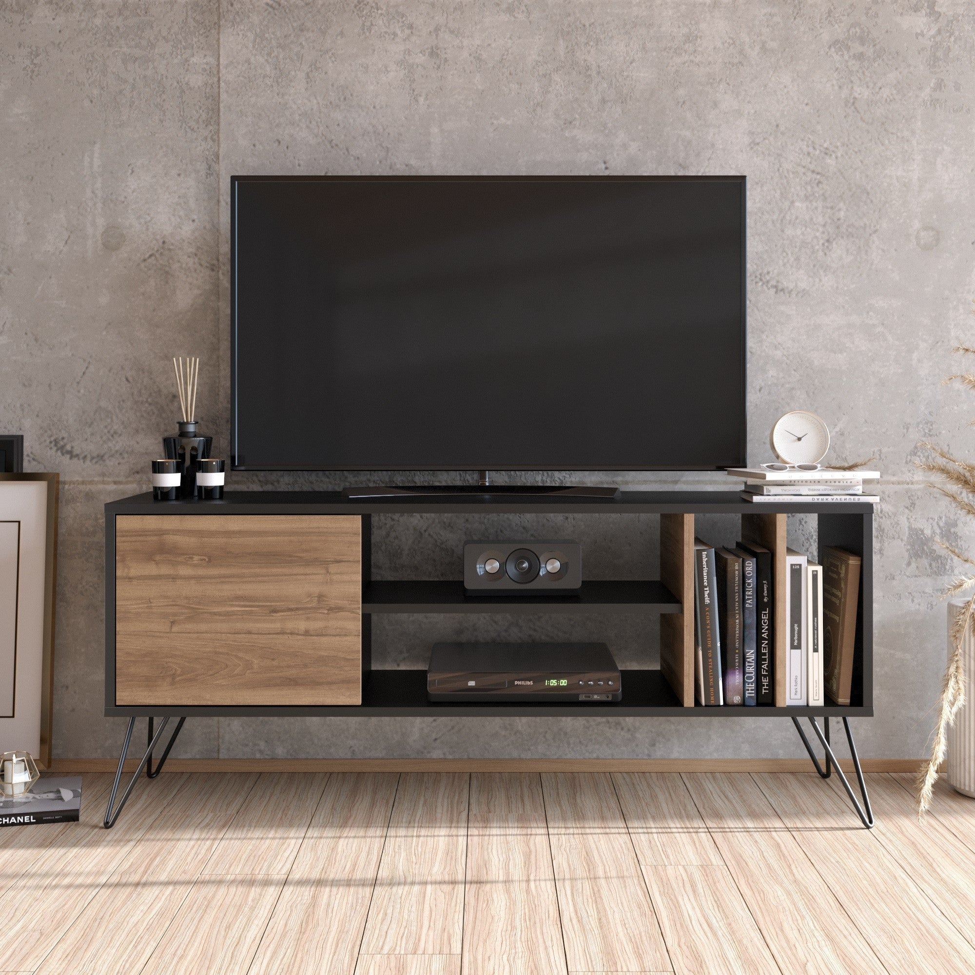 Suporte de TV moderno com pés de metal, nogueira e preto, 140 cm | Painel de partículas 100% revestido de melamina, 18 mm de espessura | Montável na parede, design elegante e funcional