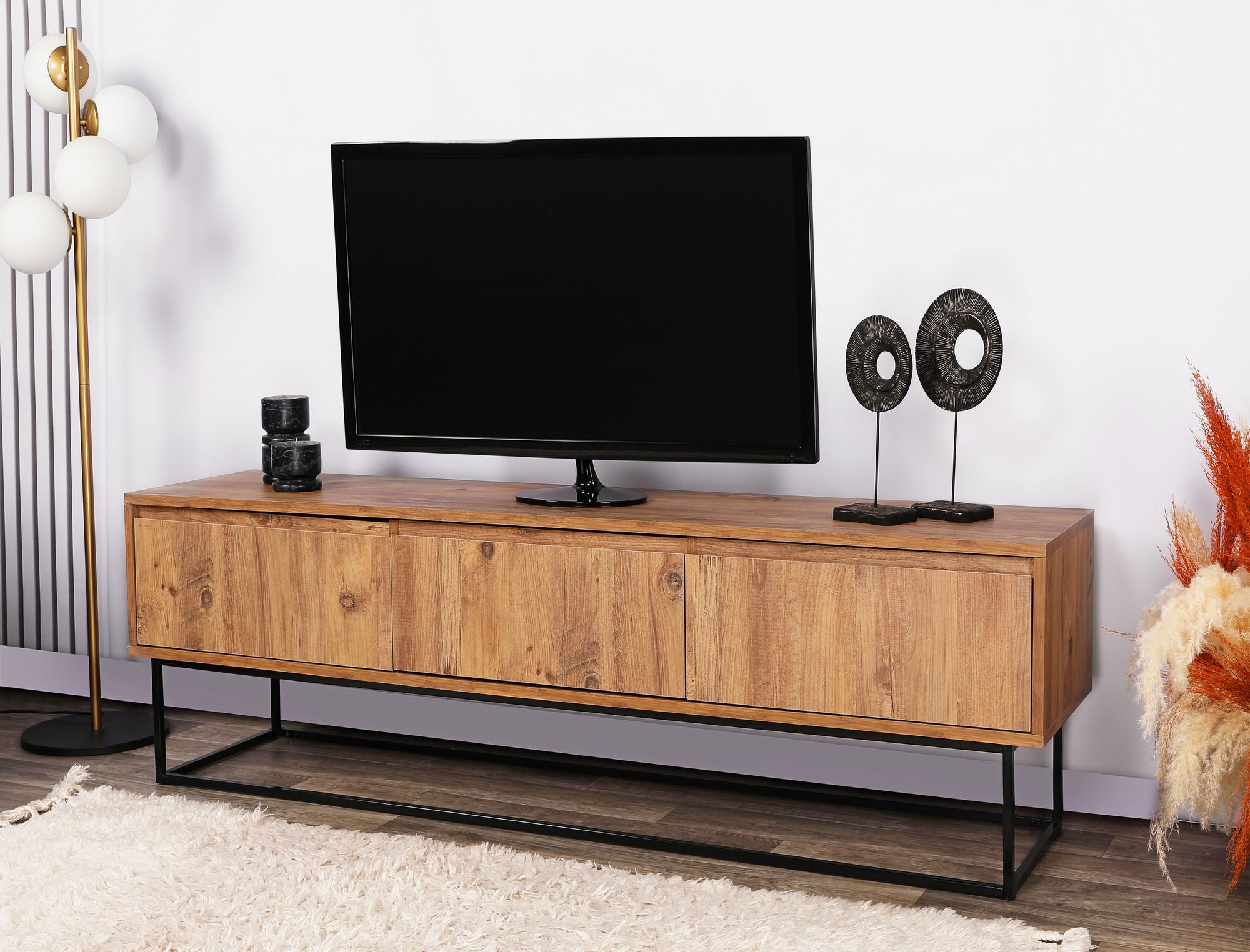 Suporte de TV moderno com 3 gavetas, nogueira e preto, 140 cm | Painel de partículas 100% revestido em melamina, pés de metal | Elegante e funcional para sala de estar