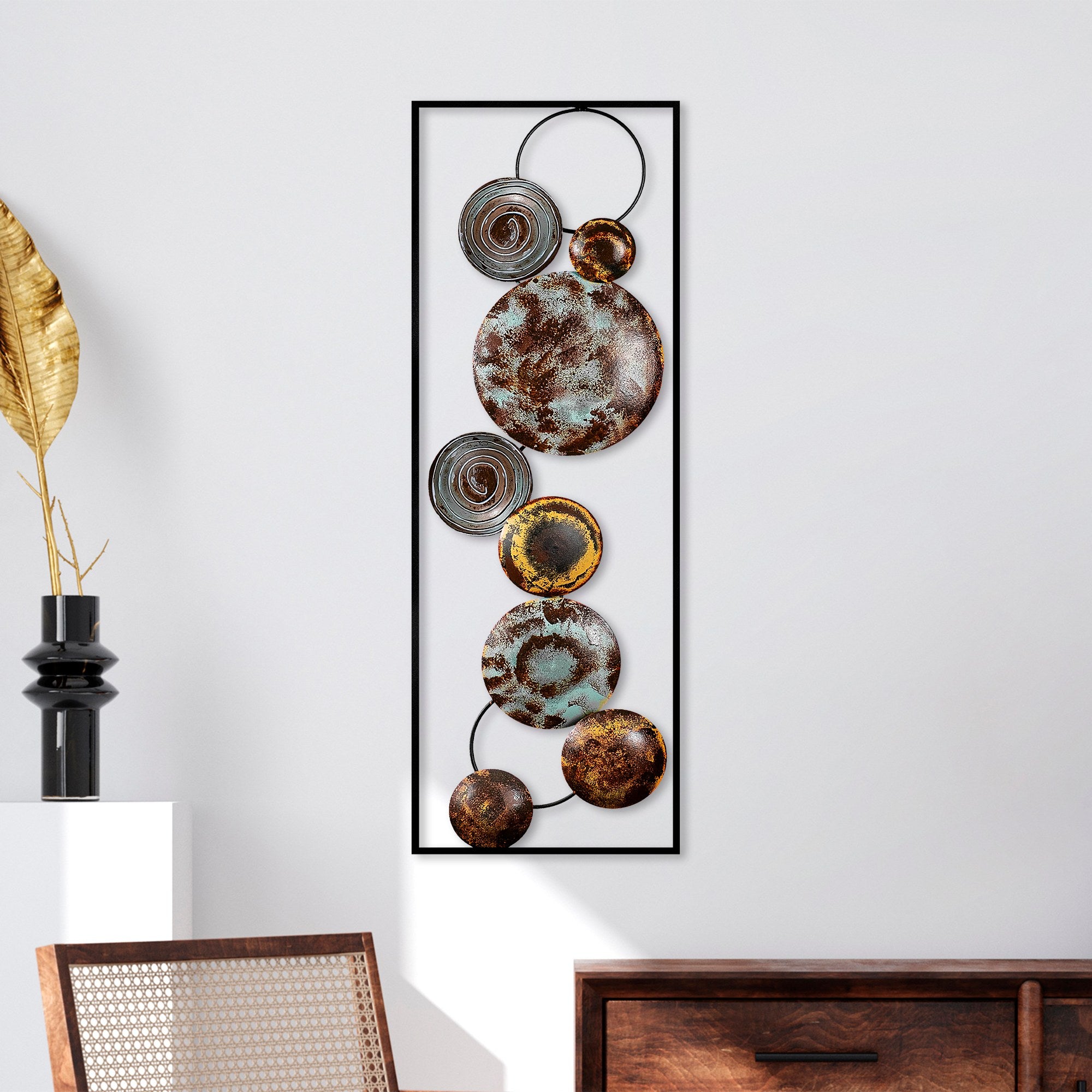 Acessório de parede decorativo de metal pintado à mão, 32 x 90 x 4 cm | 100% metal, variações de cores exclusivas | Perfeito para amantes de decoração e arte