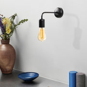 Candeeiro de Parede – 8 x 20 cm – Preto – Ferro