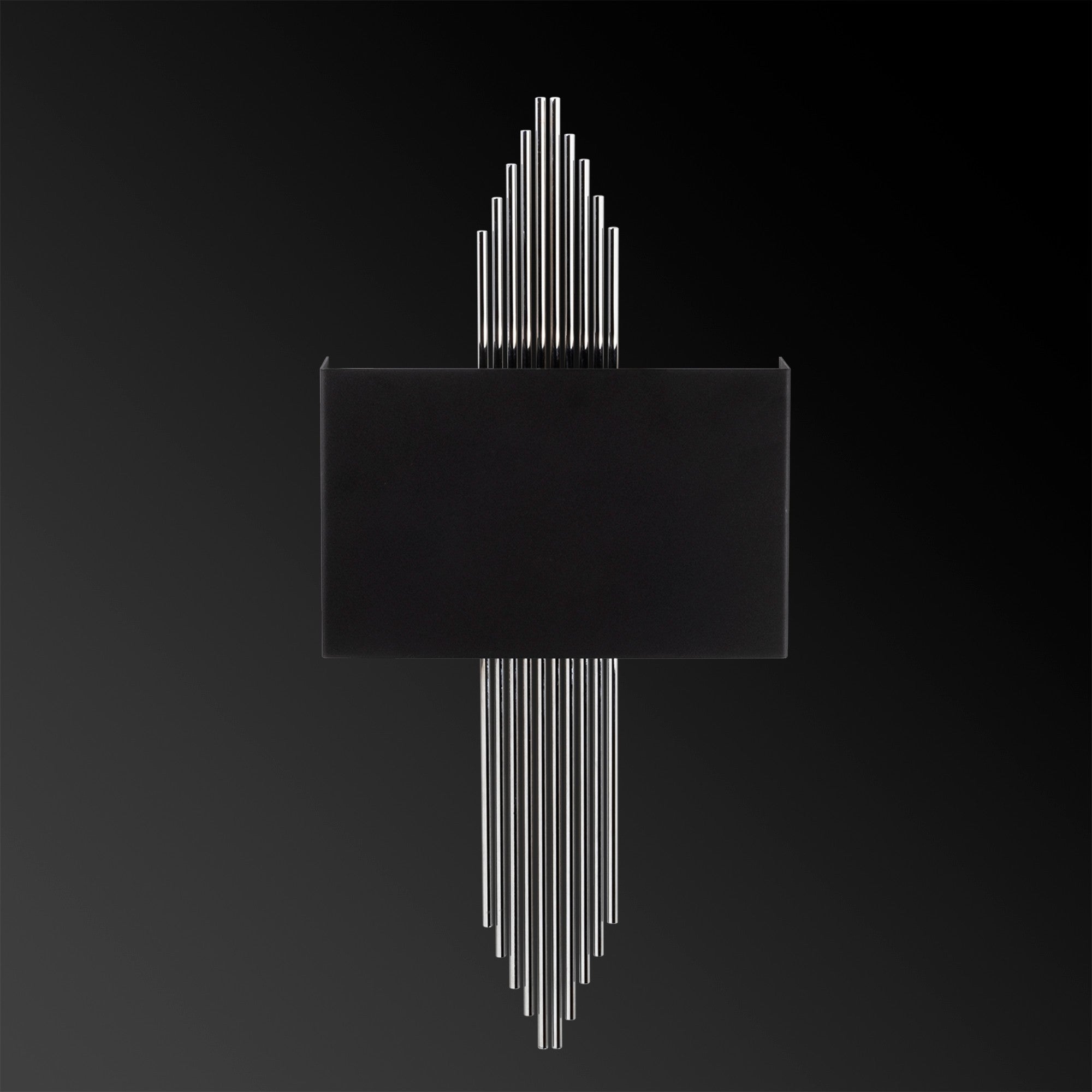 Candeeiro de Parede – 75 x 10 x 22 cm – Preto e Prata – Metal