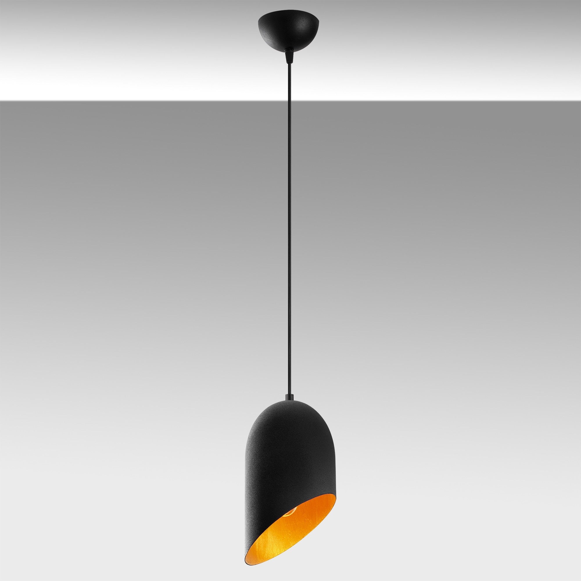 Candeeiro de Teto Industrial Moderno – 12 cm de Diâmetro, 121 cm de Altura – Preto e Dourado – Metálico