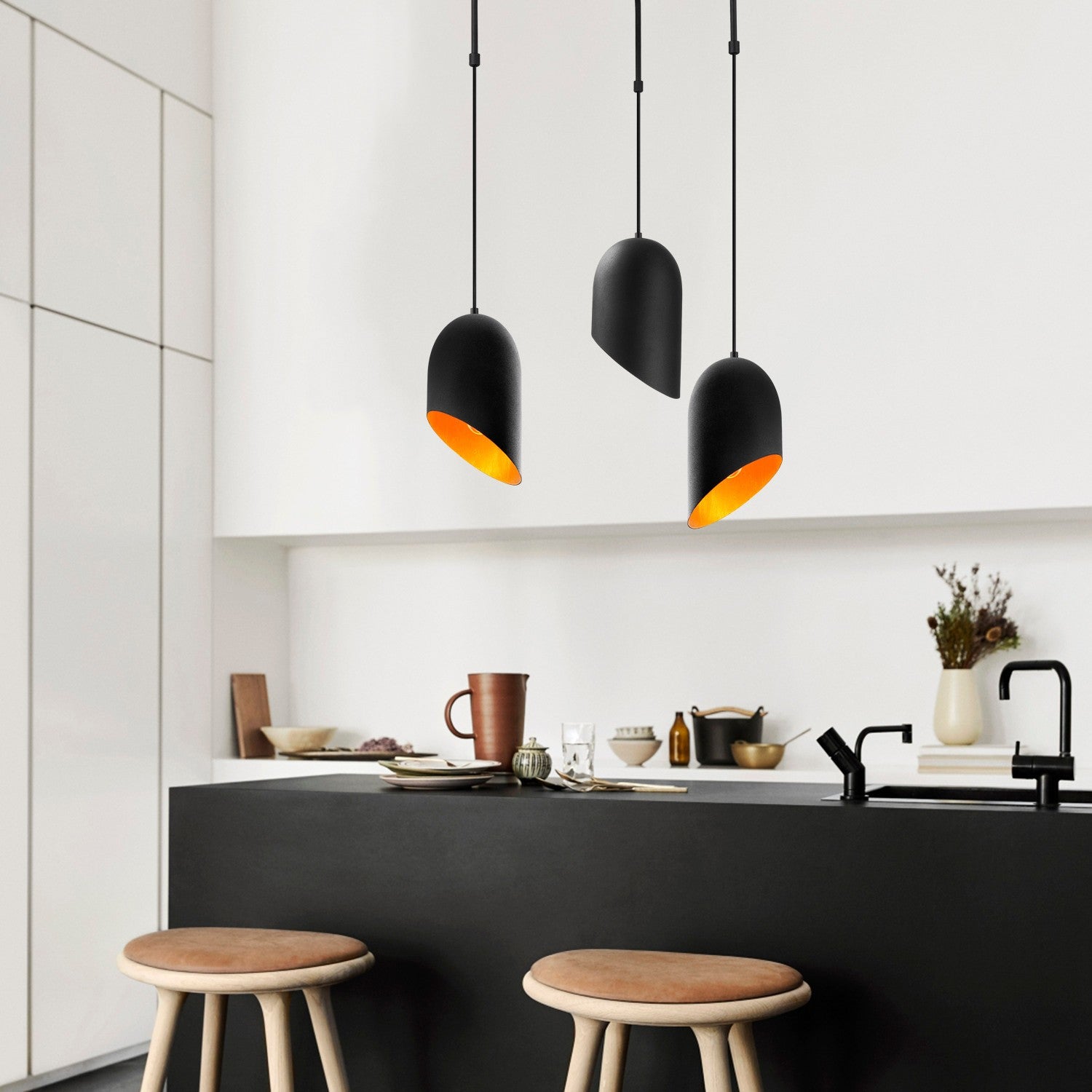 Candeeiro de Teto Industrial Moderno – 52 cm de Diâmetro – Preto e Dourado – Metálico