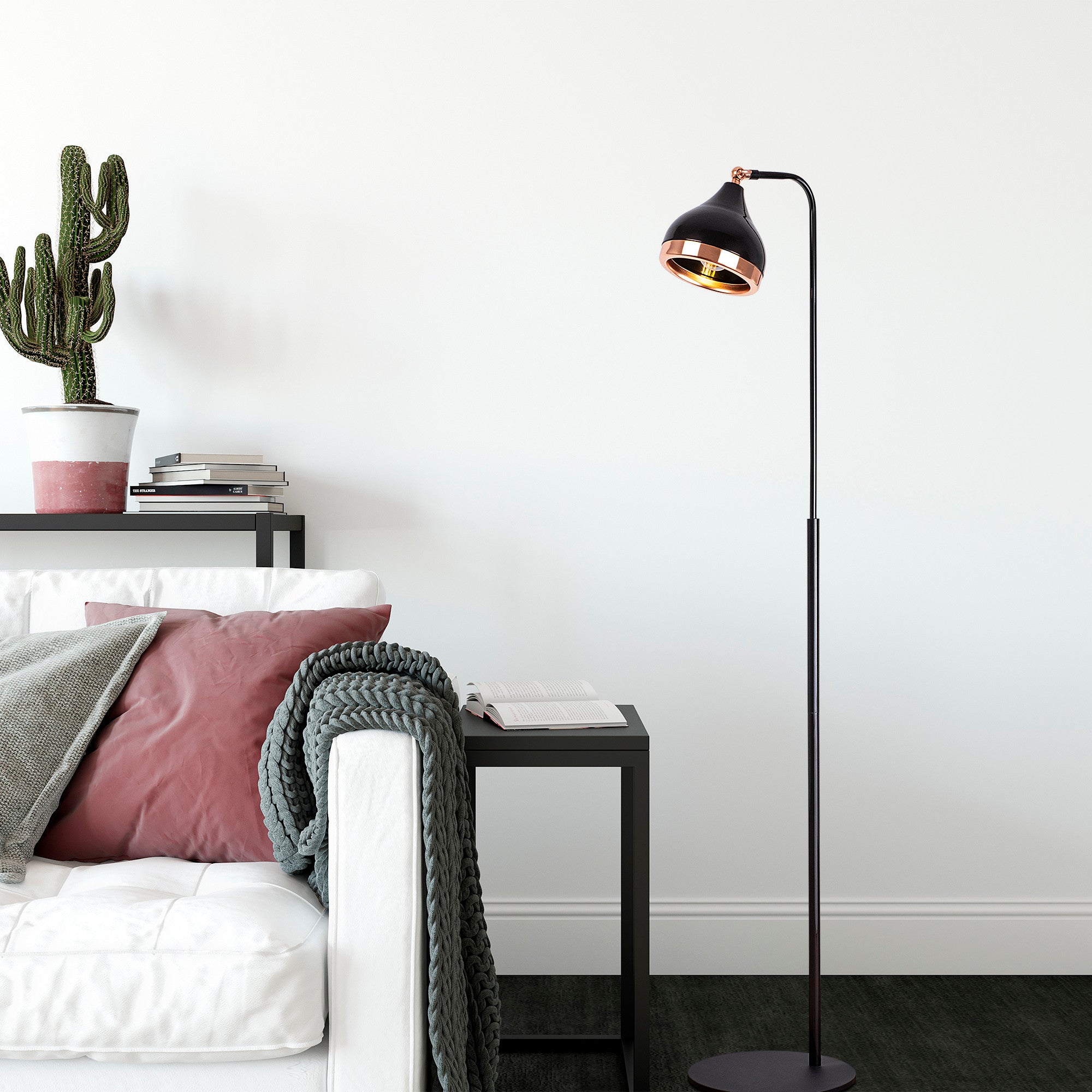 Candeeiro de Pé – 150 cm altura – Preto e Cobre – Metal