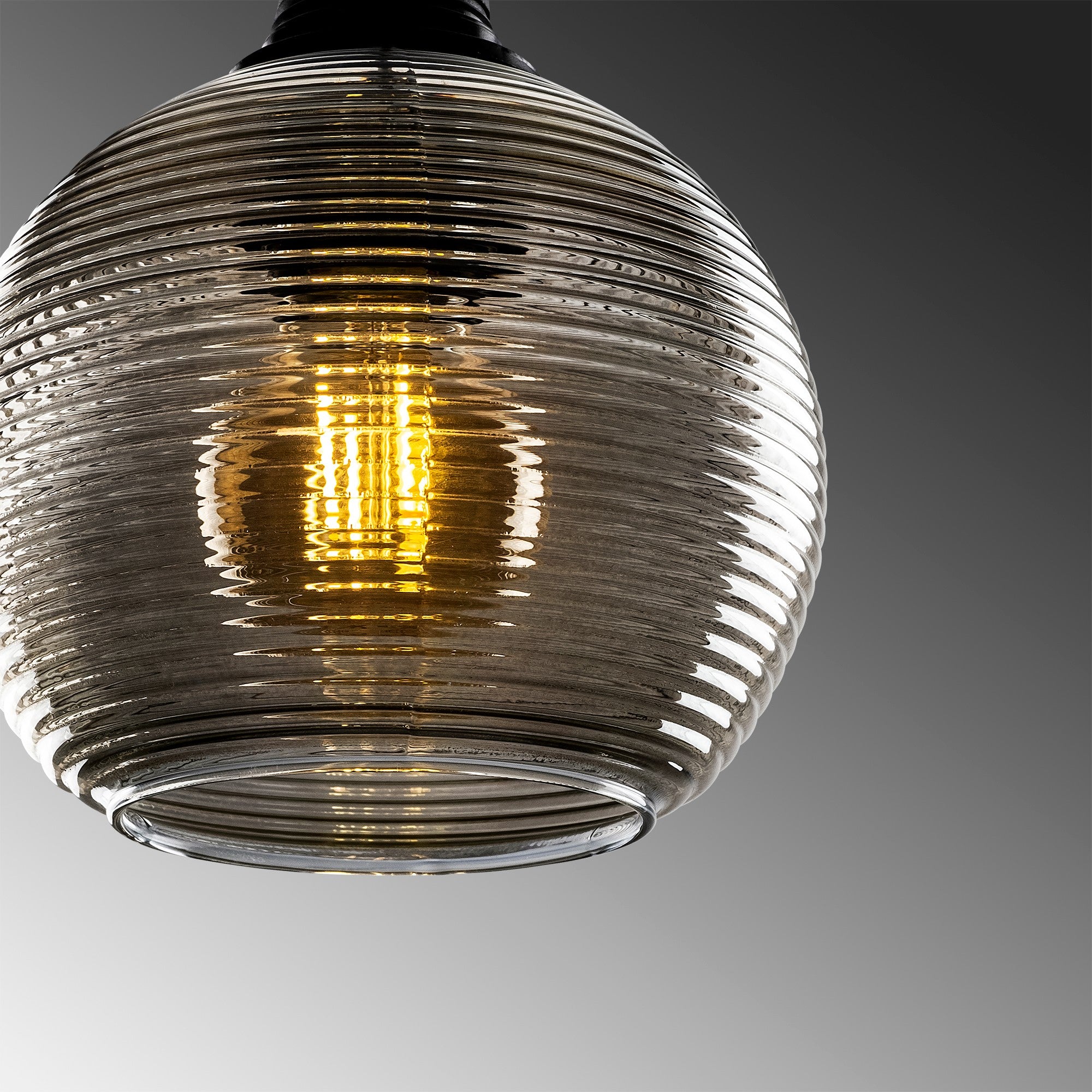 Candeeiro de Teto – 40 x 40 cm – Cor Fume – Metal