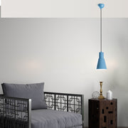 Candeeiro de Teto – altura ajustável de 27 a 114 cm – azul claro – corpo de metal