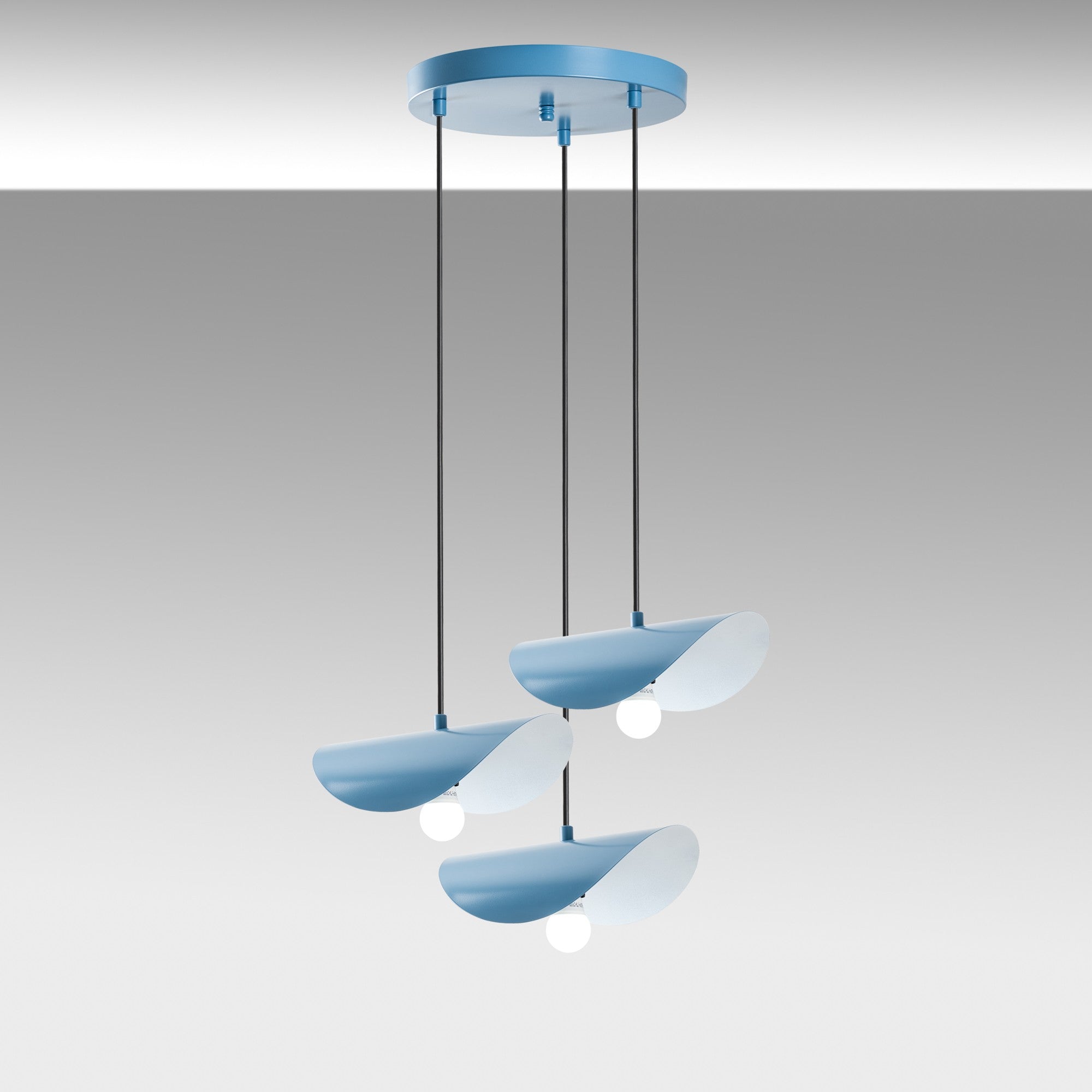 Candeeiro de Teto – 50 cm de Diâmetro – Azul Claro – Metal