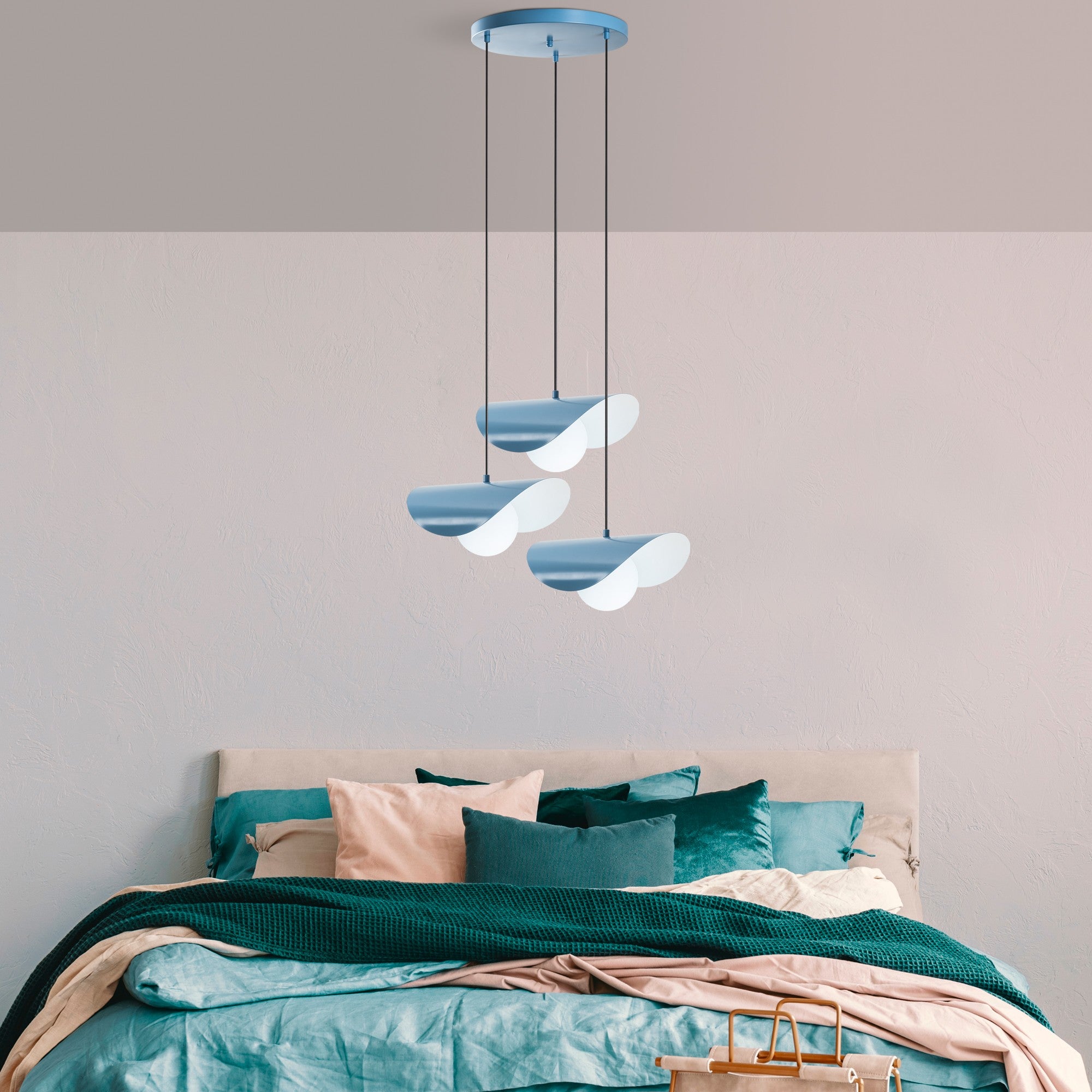 Candeeiro de Teto – 50 cm de Diâmetro – Azul Claro – Metal