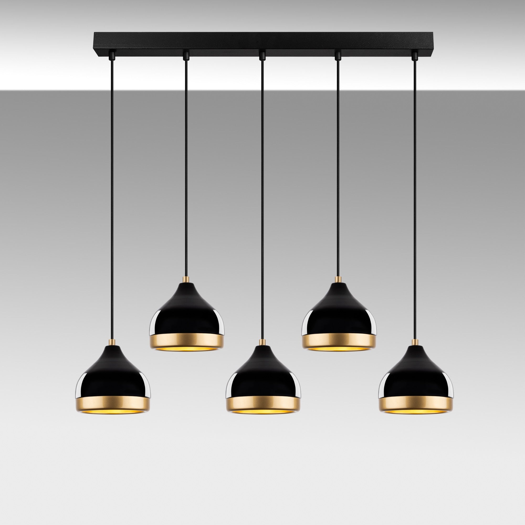 Candeeiro de Teto – 90 x 17 x 111 cm – Preto – Metal