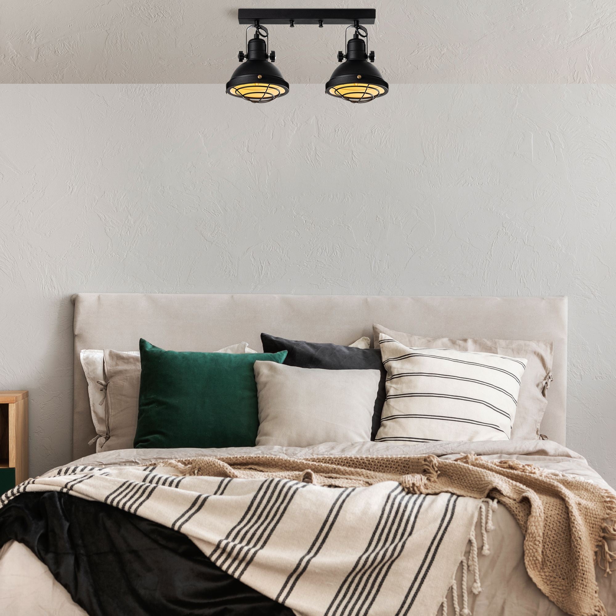 Candeeiro de Teto – 43 x 16 x 25 cm – Preto – Metal