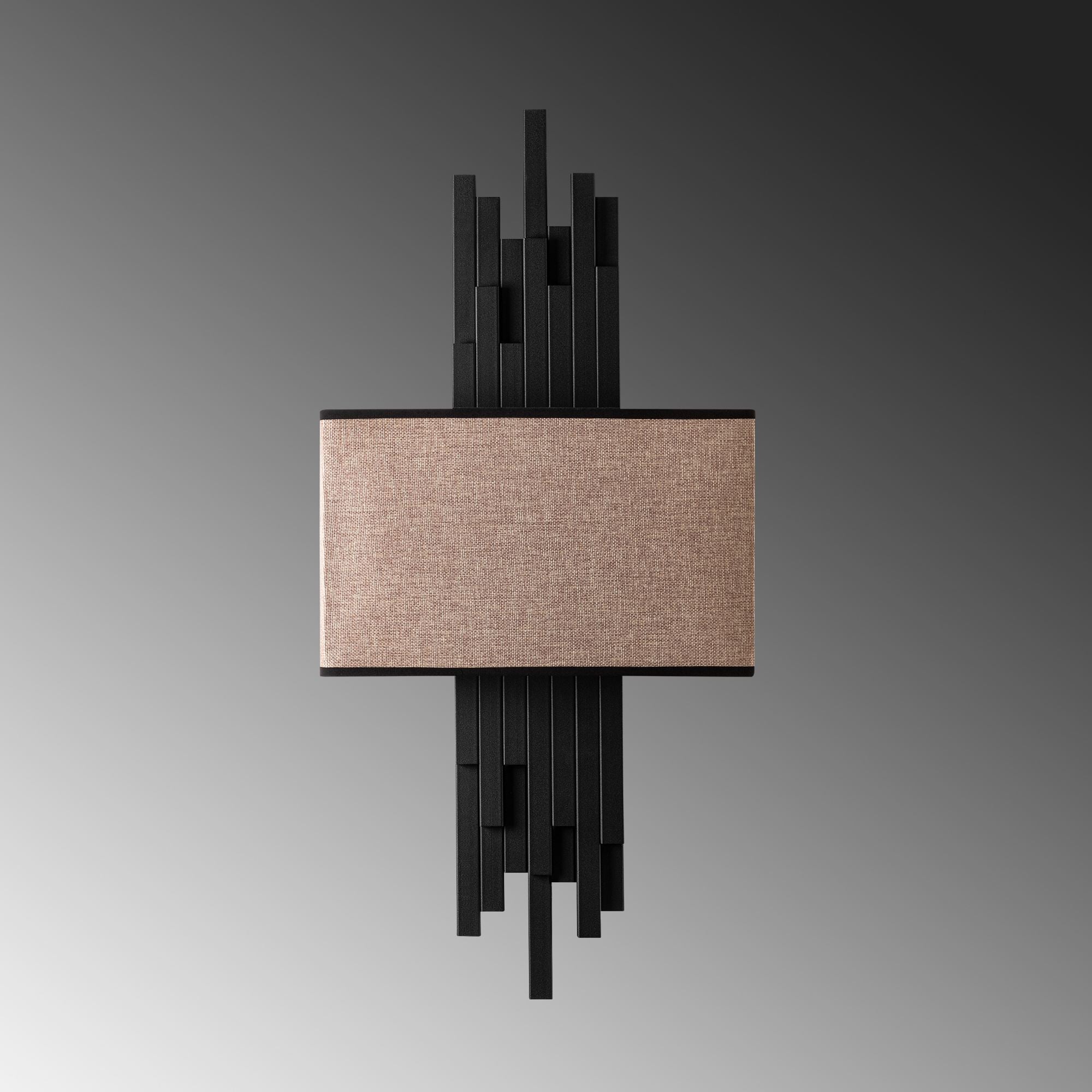 Candeeiro de Parede – 35 x 75 x 10 cm – Preto e Marrom Claro – Metal e Tecido