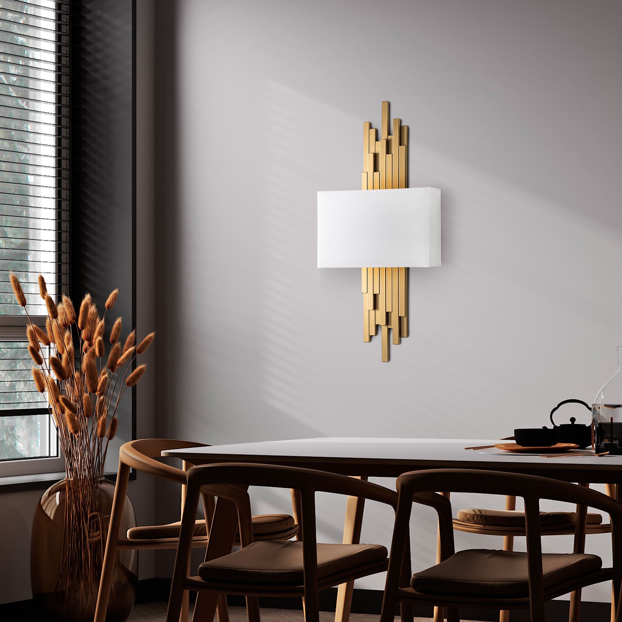 Candeeiro de Parede – 35 x 75 x 10 cm – Dourado e Branco – Metal e Tecido