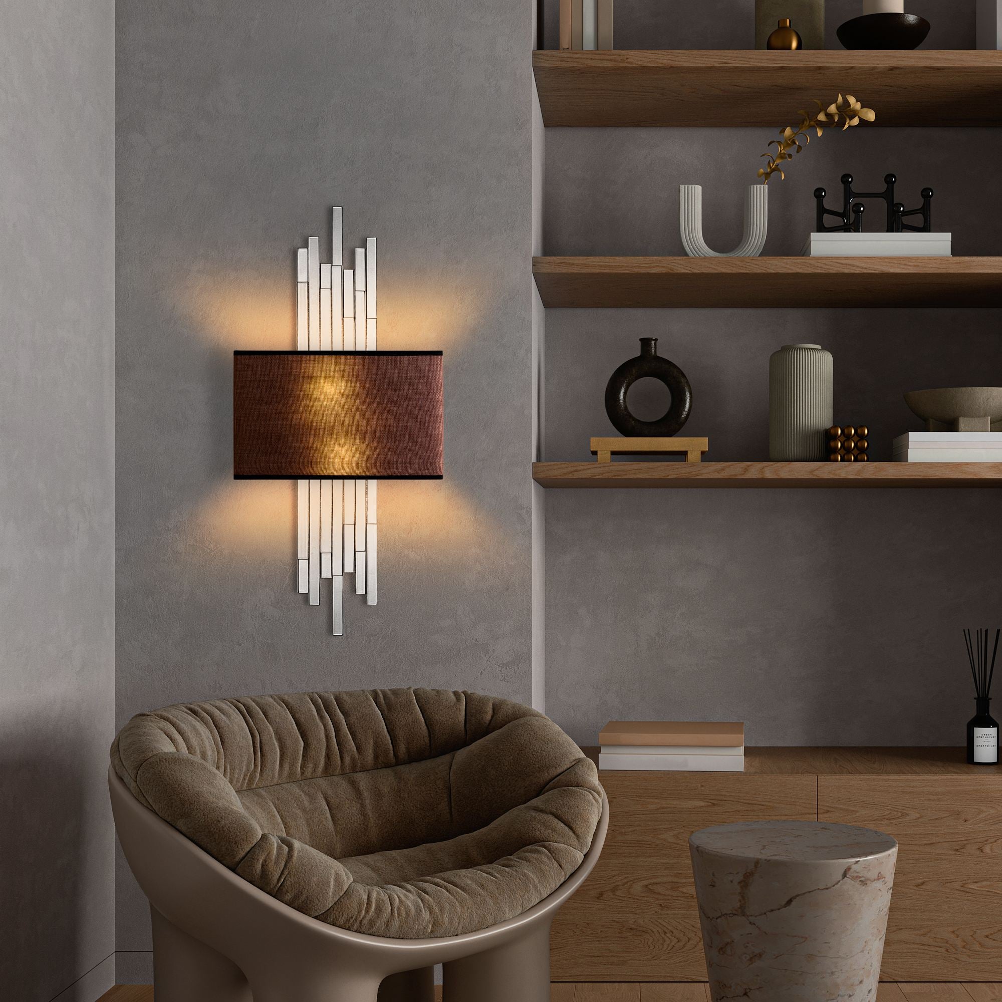 Candeeiro de Parede – 35 x 75 x 10 cm – Branco e Marrom – Metal e Tecido