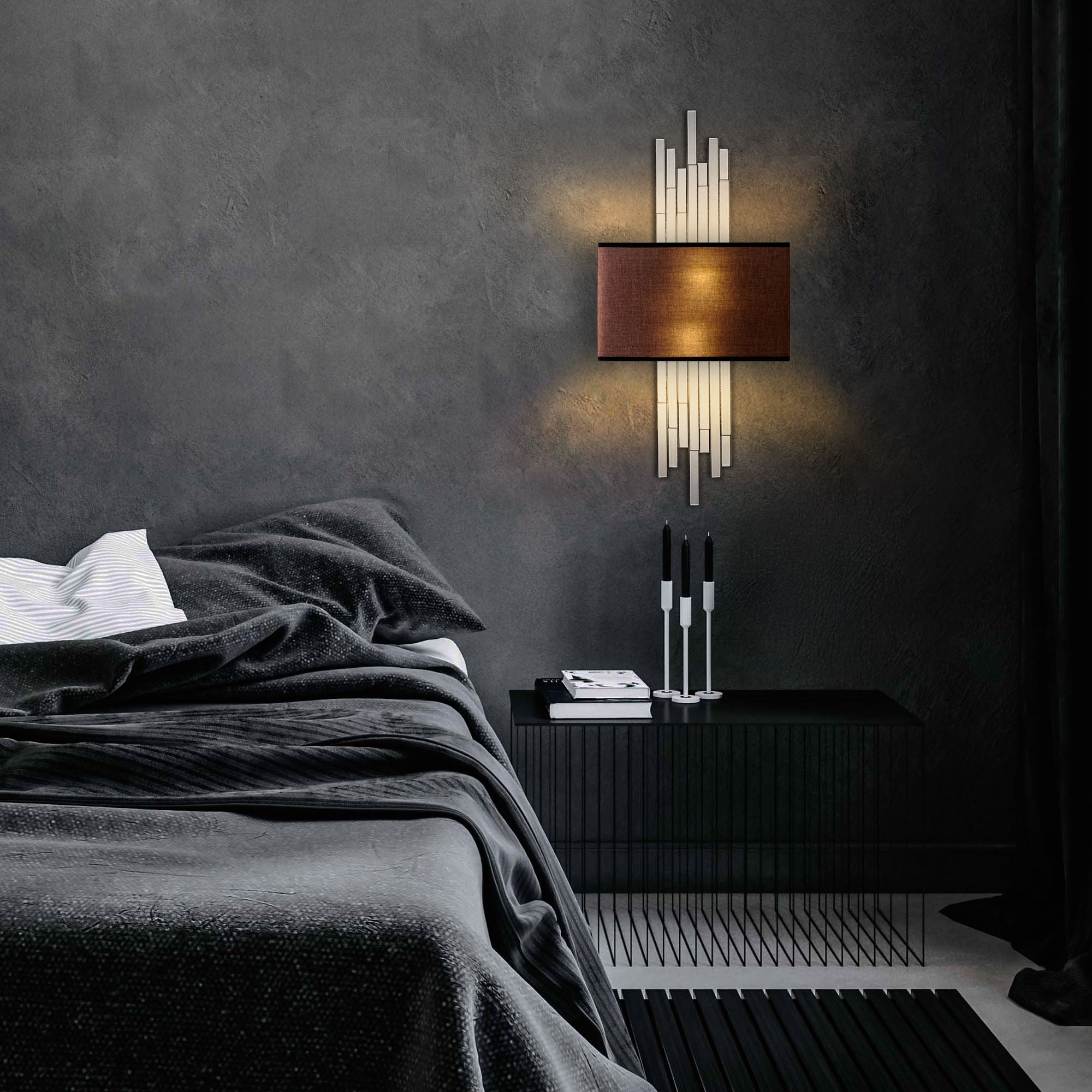 Candeeiro de Parede – 35 x 75 x 10 cm – Branco e Marrom – Metal e Tecido