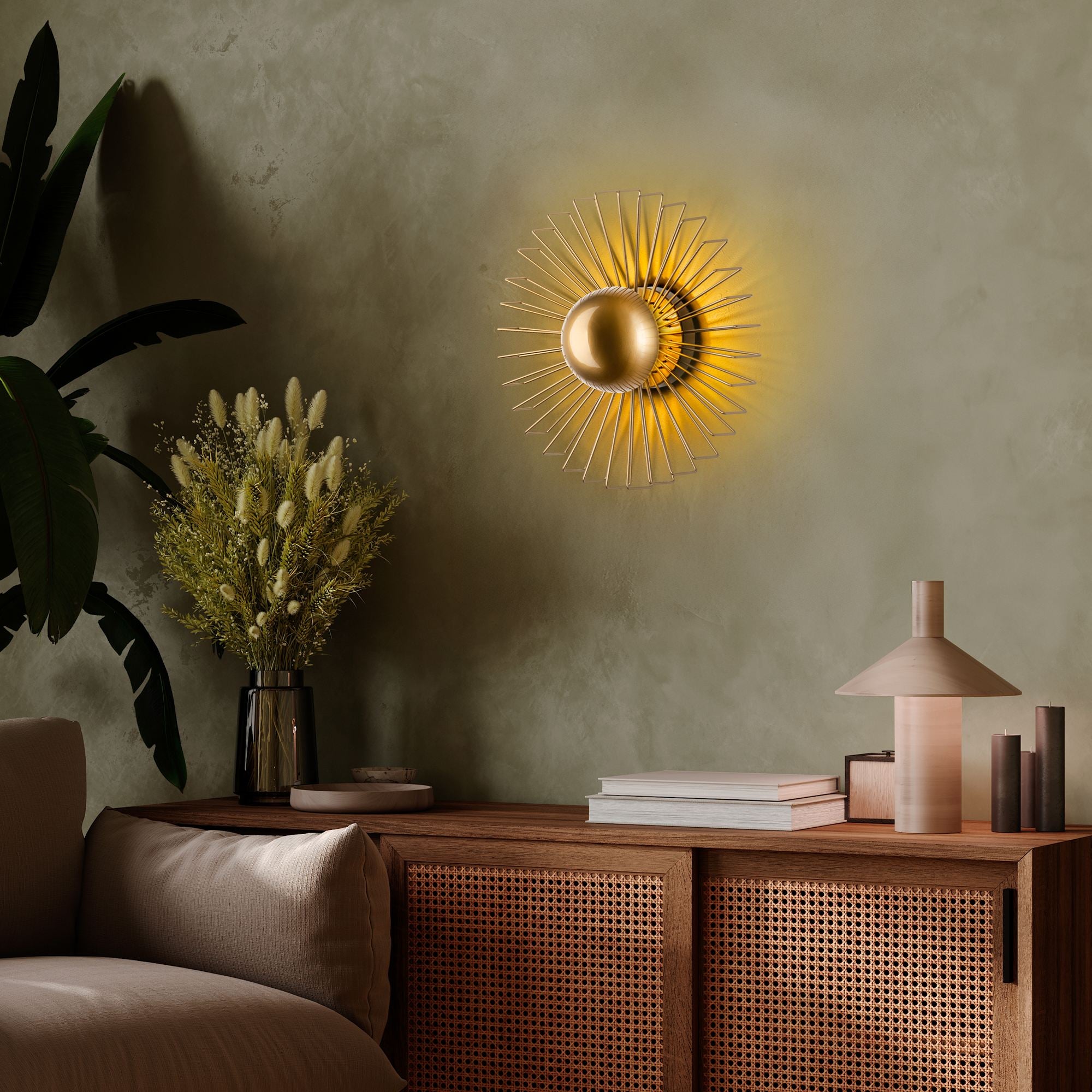 Candeeiro de Parede – 45 x 45 x 18 cm – Dourado – Metal