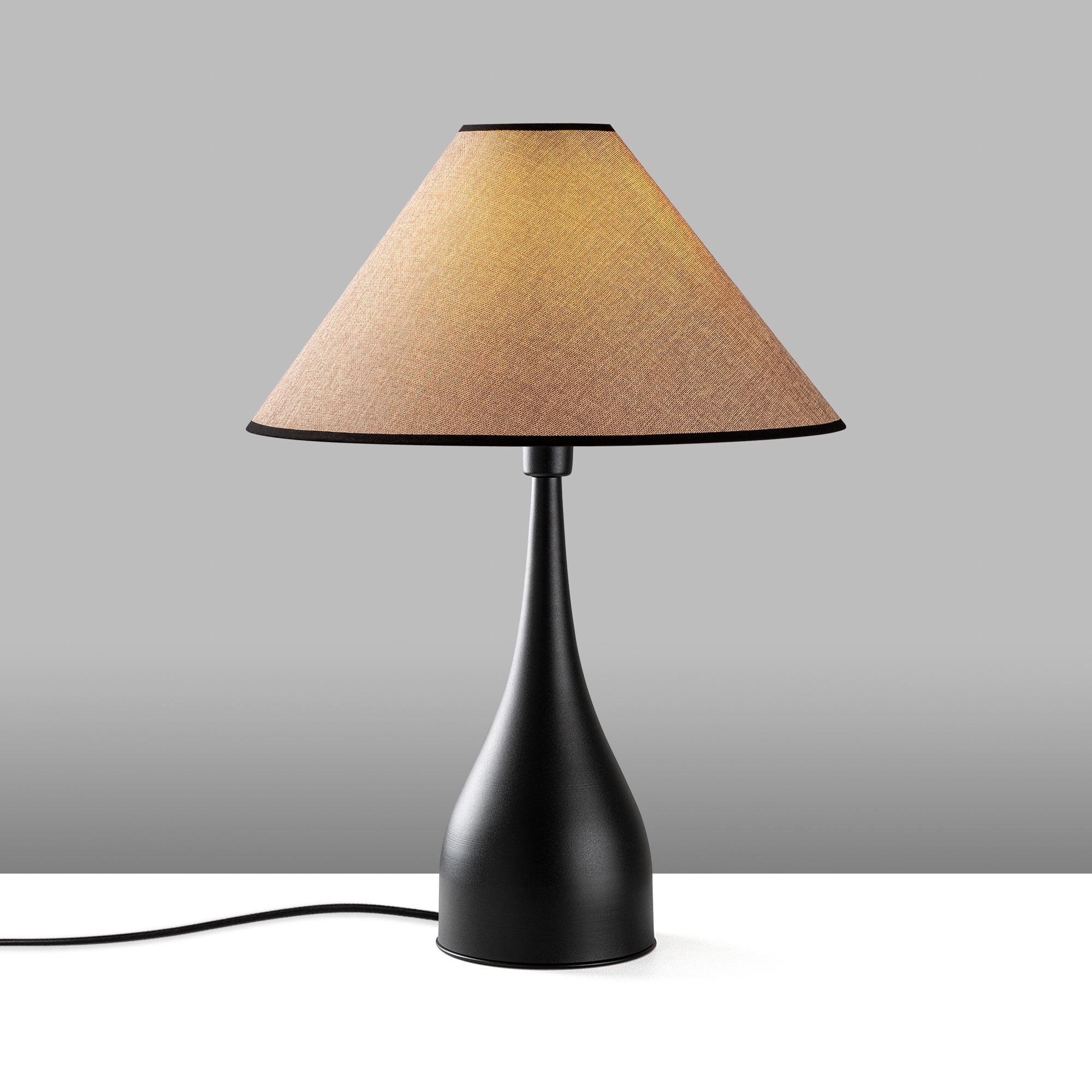 Candeeiro de mesa-Luna-Preto
Marrom Claro
